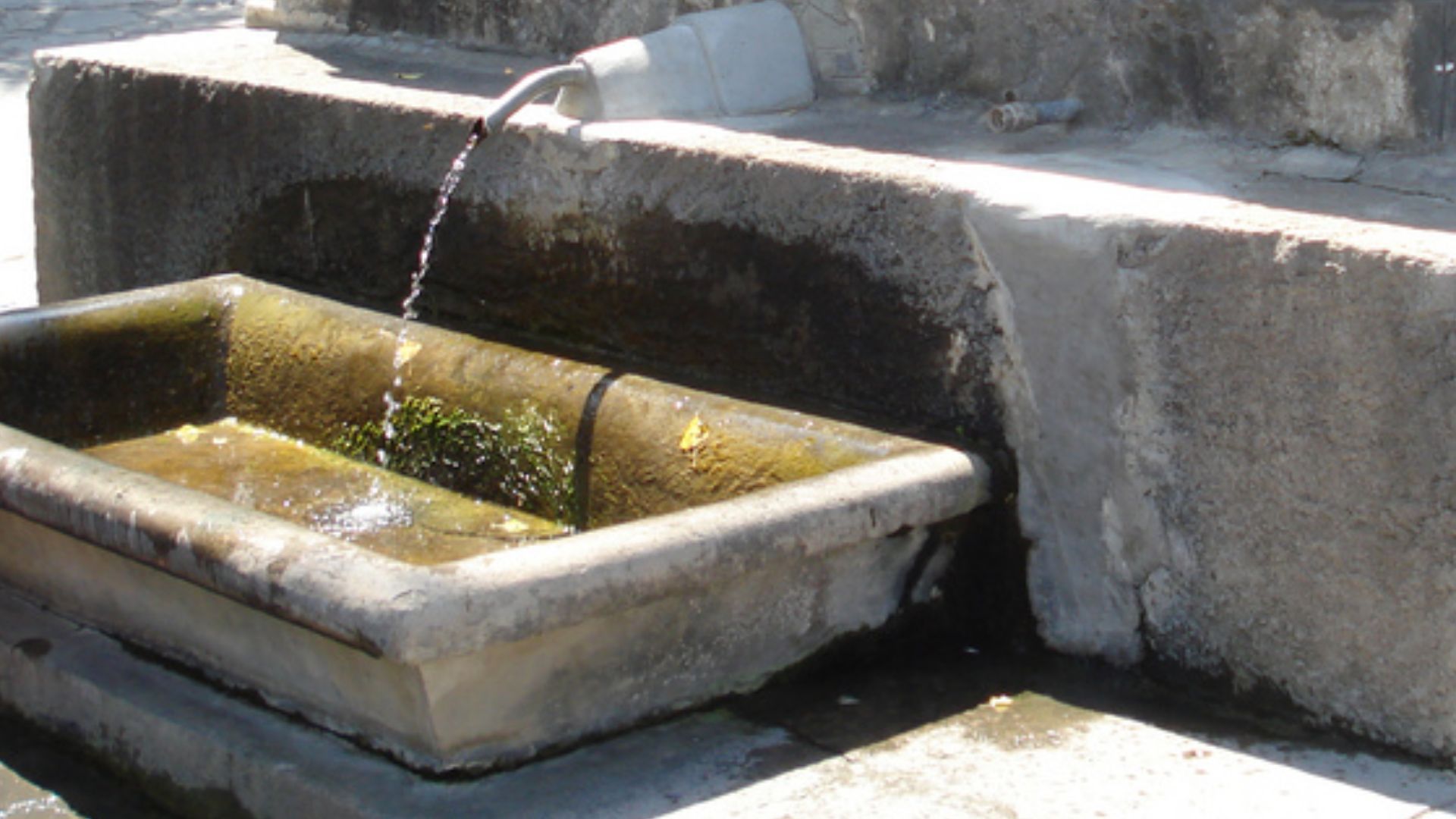 File:Kos Water Fountain, Greece.jpg