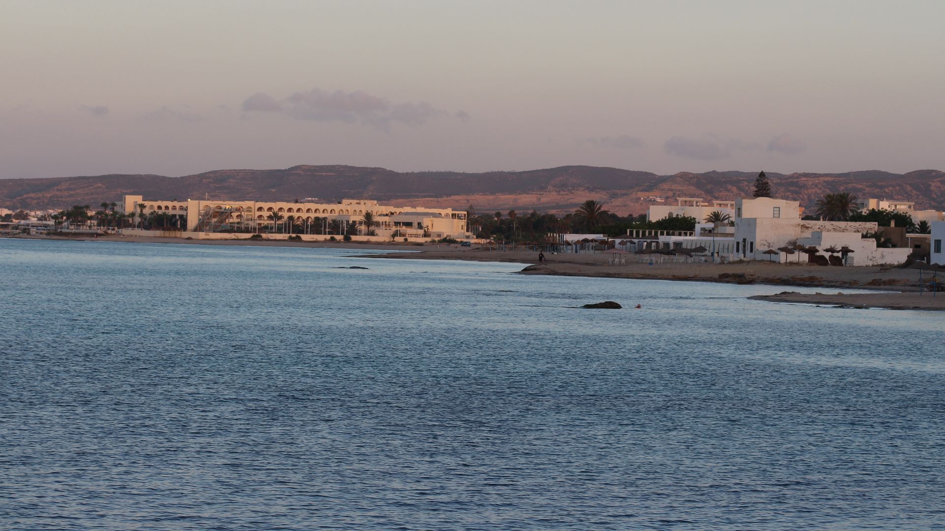 File:Plage nabeul 31.jpg