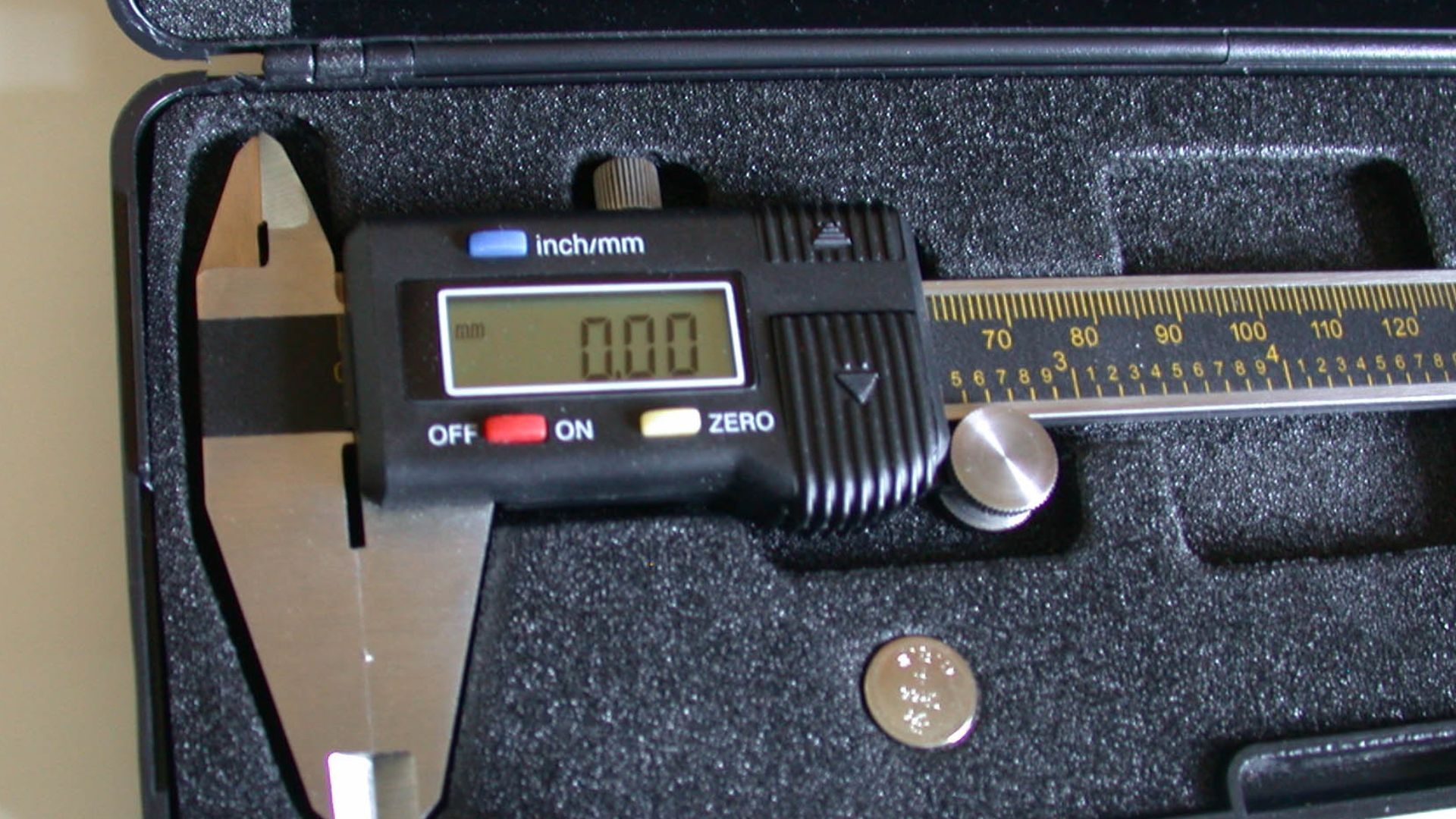 File:Calipers 8.jpg