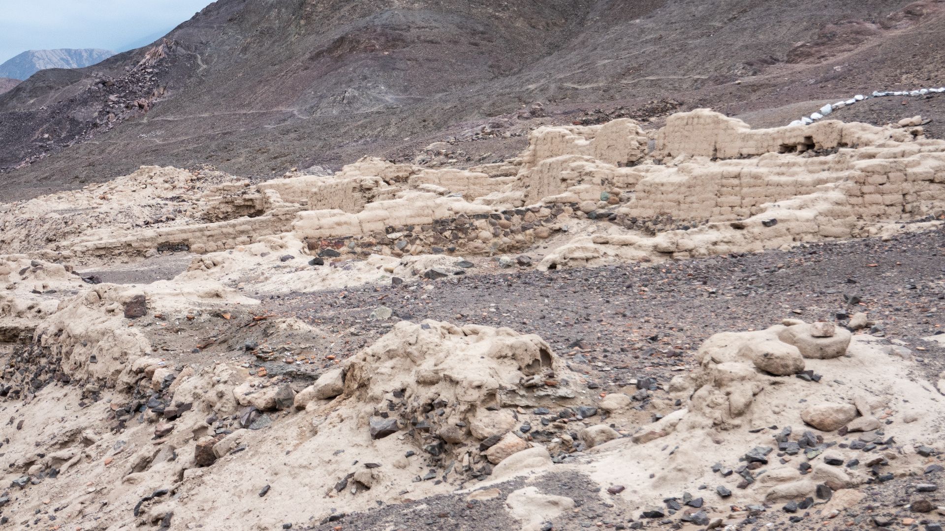 File:03-Los Paredones-nX-7.jpg