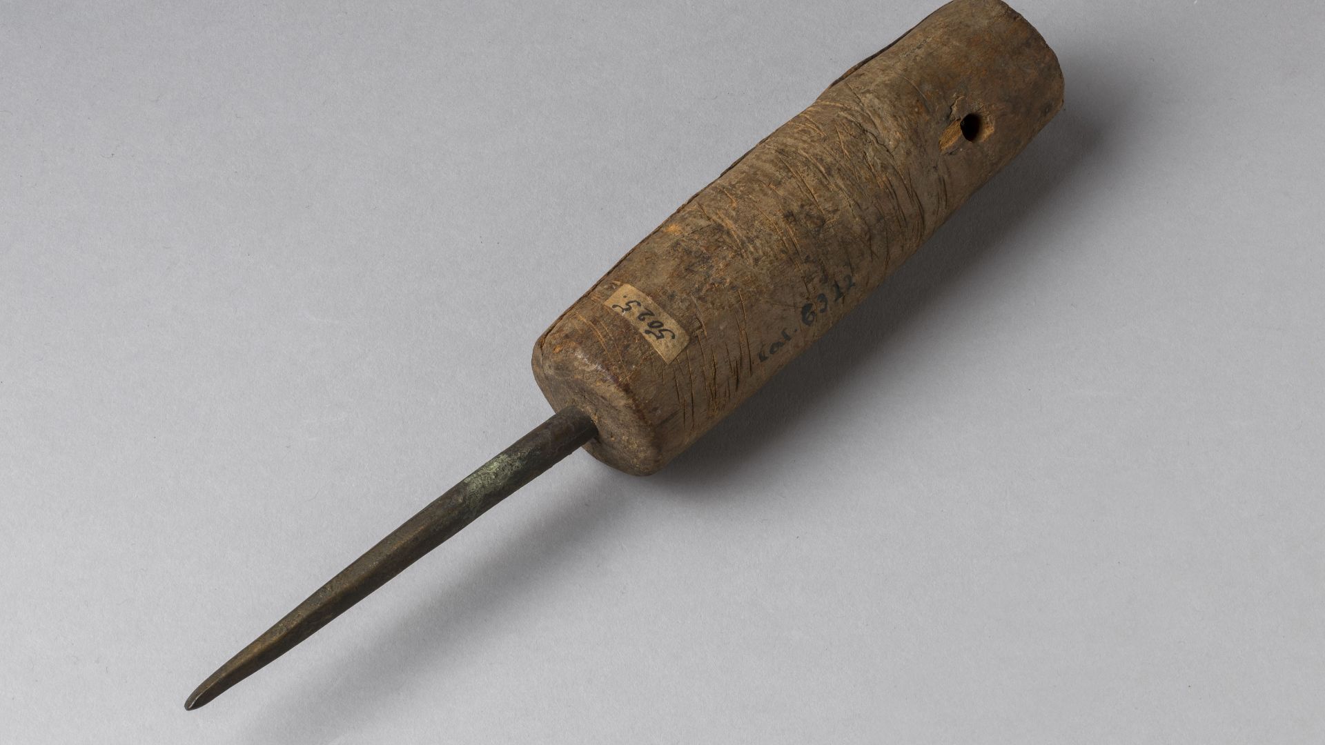 File:Cesello - Museo Egizio Cat 6322-02 f01.jpg