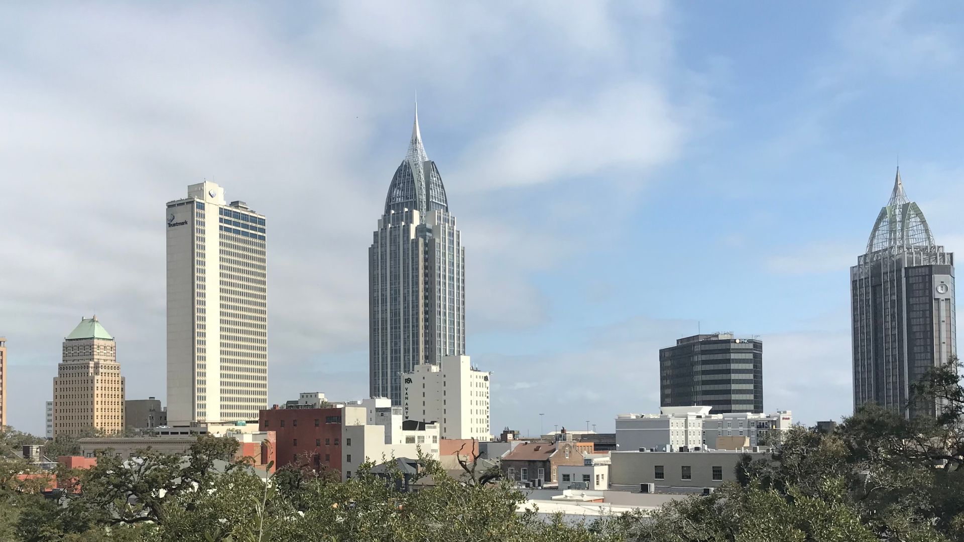 File:Mobile, Alabama Skyline (2022).jpg