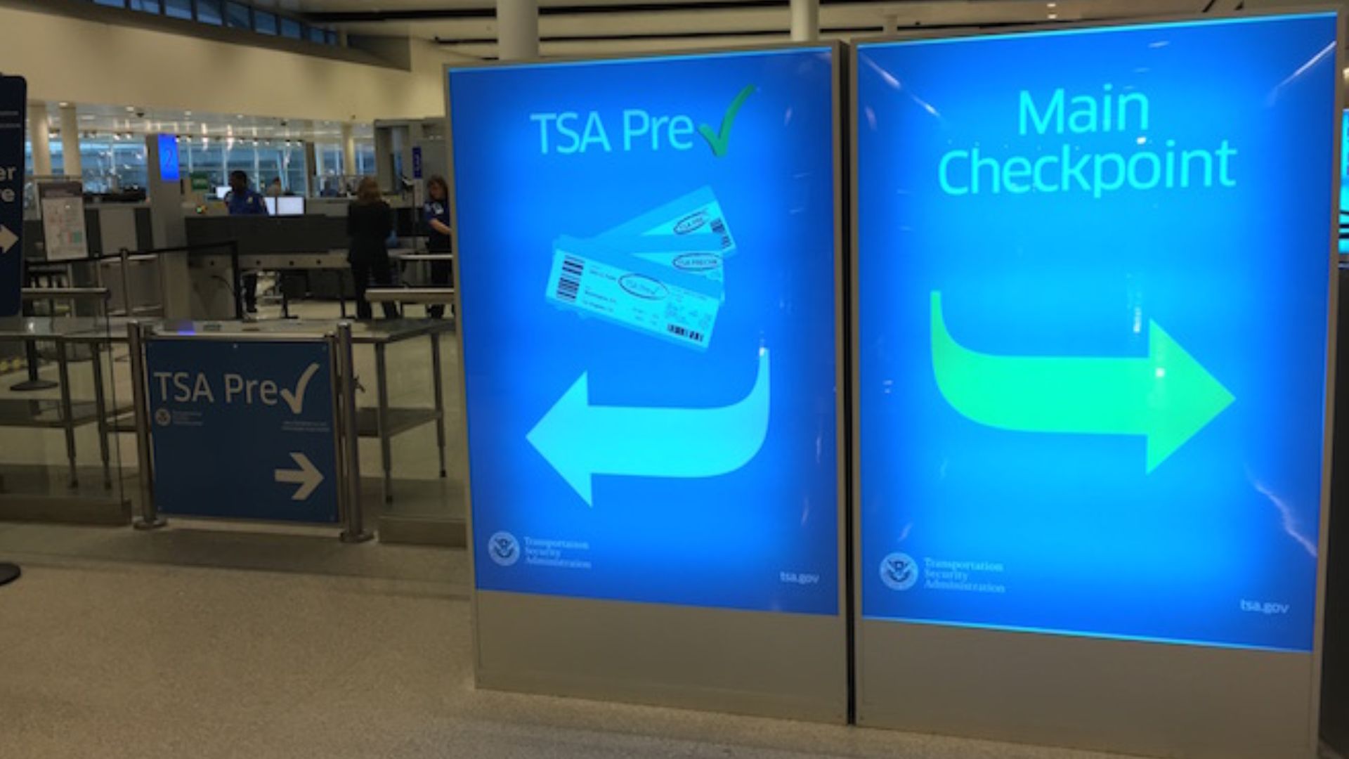 File:TSA PreCheck secruity screening signs in Indianapolis.jpg