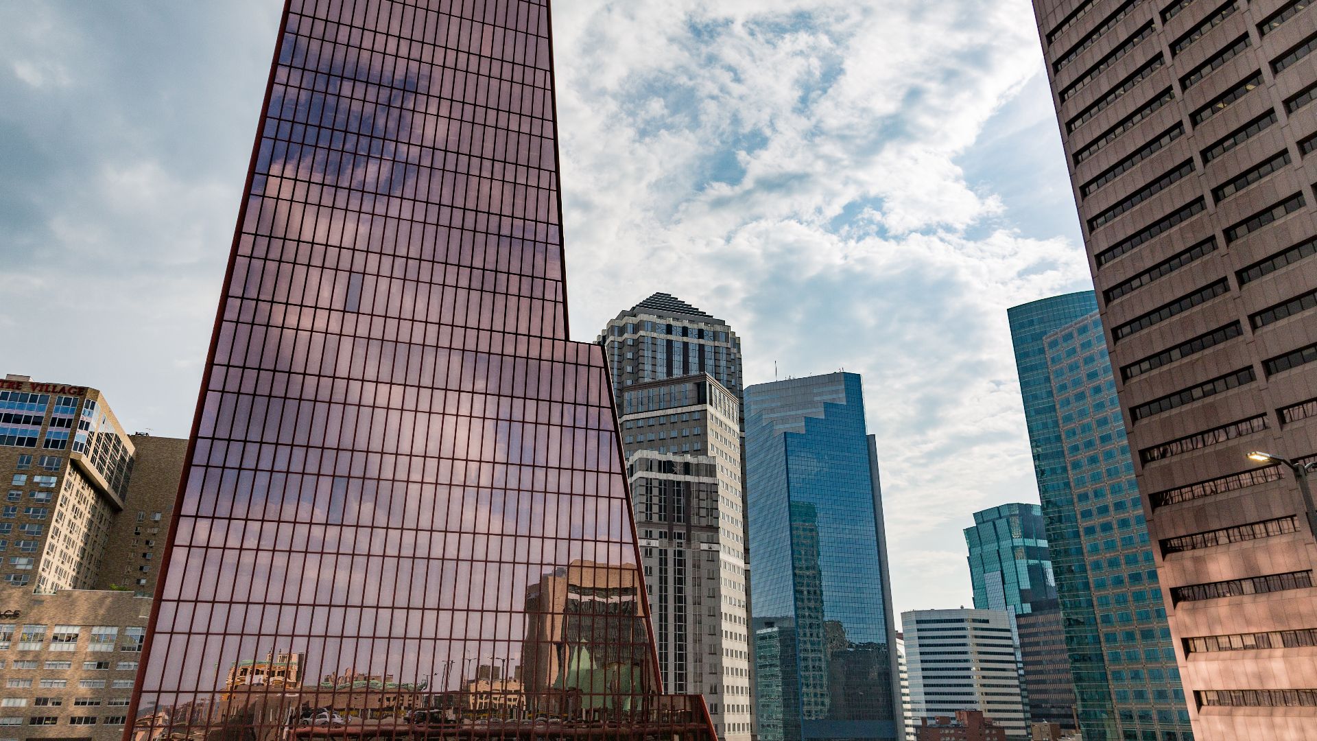 File:Downtown Minneapolis Skyline, Minnesota (24038225065).jpg
