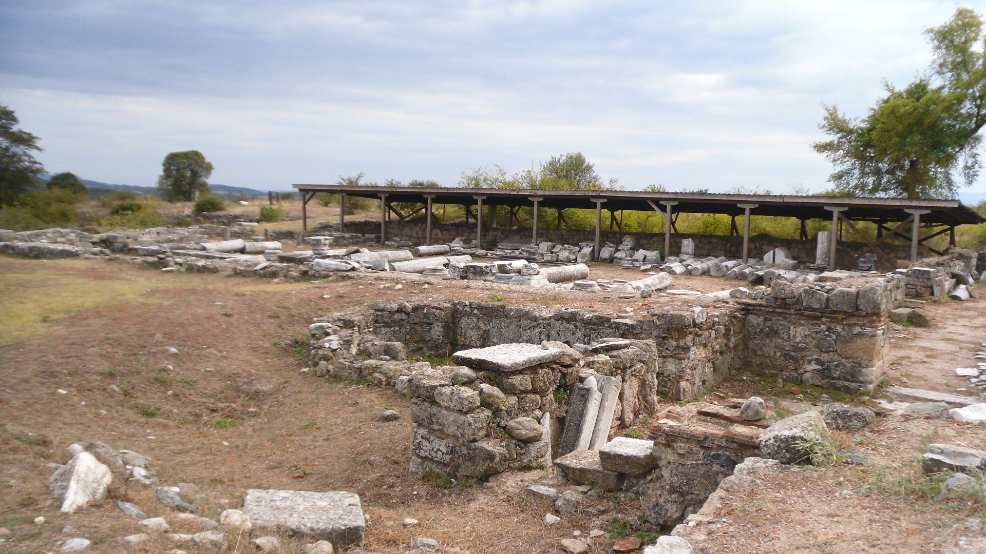 File:Βασιλική Α΄ Παλαιοχριστιανική Αμφίπολη.jpg