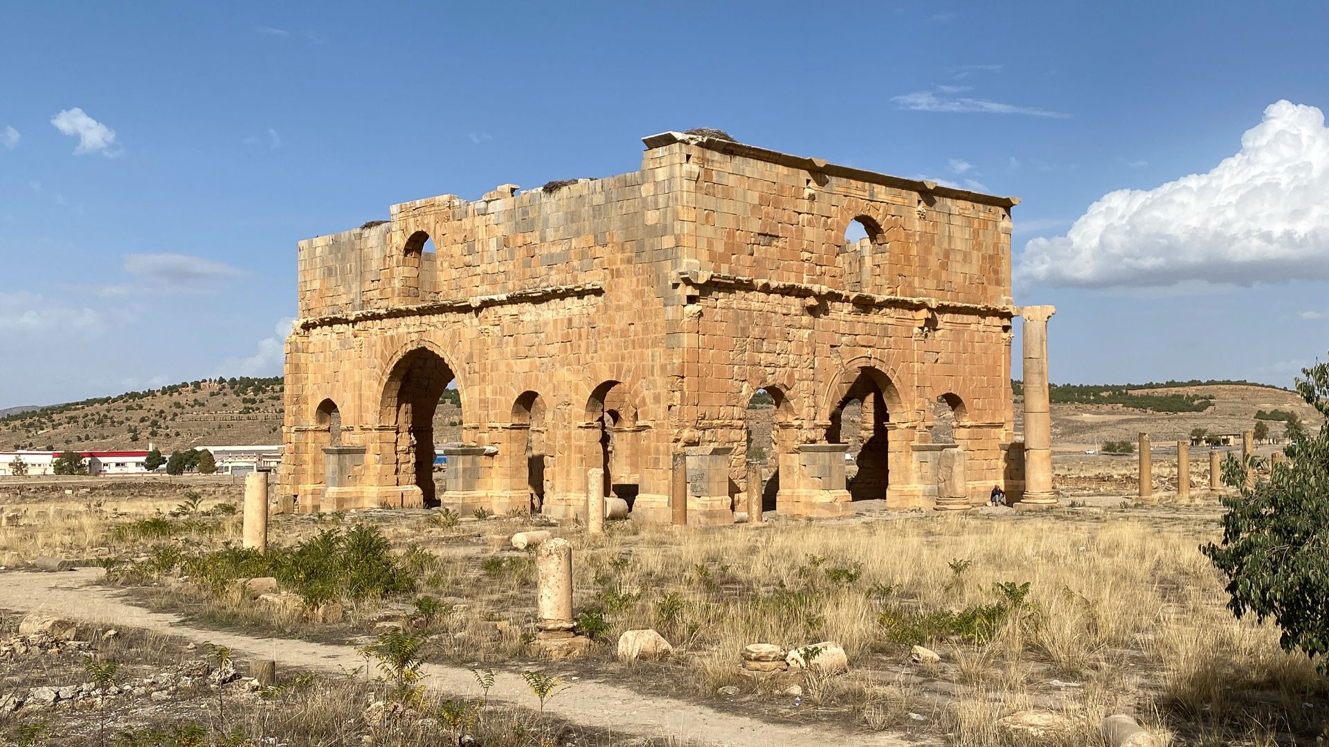 File:Praetorium (Lambaesis) 04.jpg