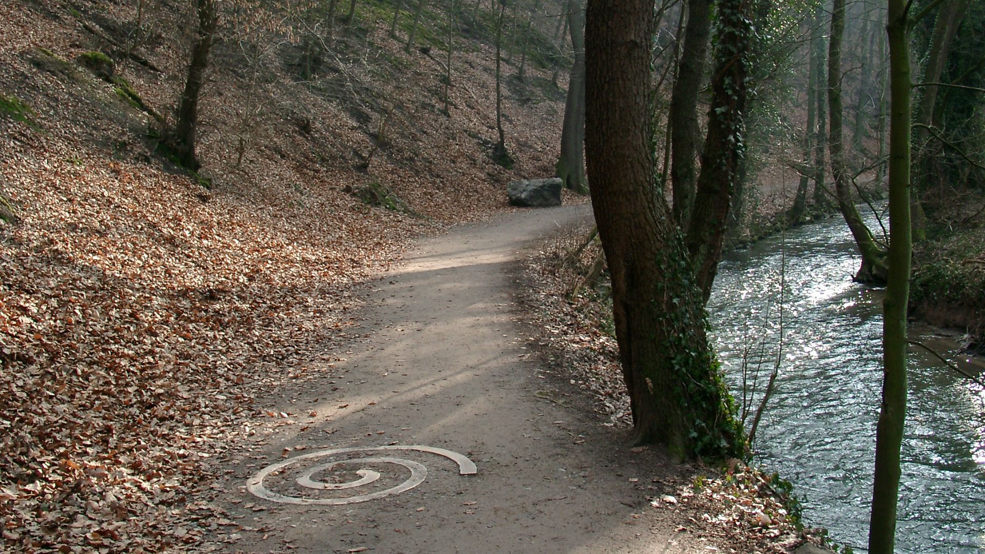 File:Neanderthal Valley 3.jpg