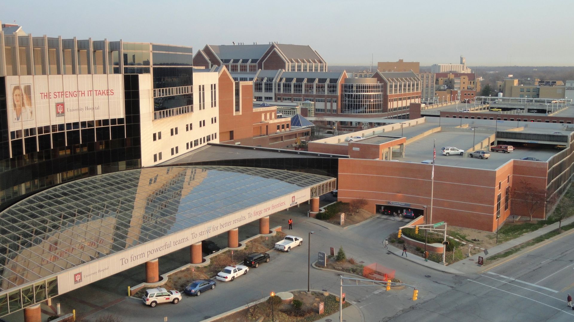 File:Indiana University Hospital - IUPUI - DSC00508.JPG
