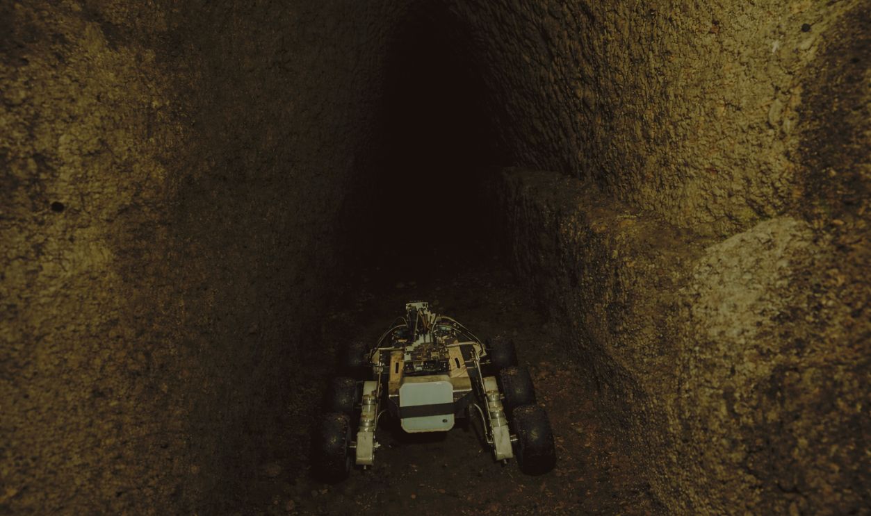 Rover in a tunnel