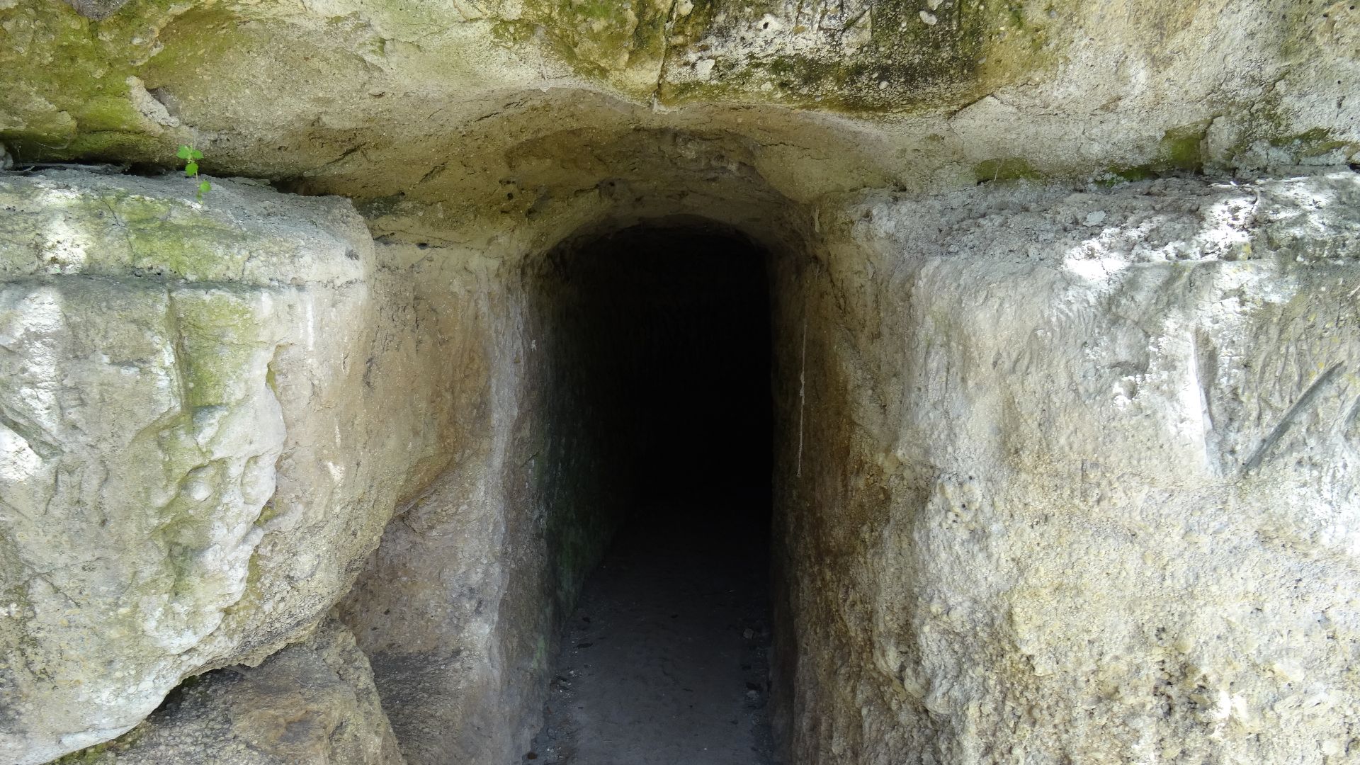 File:Tunnel a Veio 2.JPG