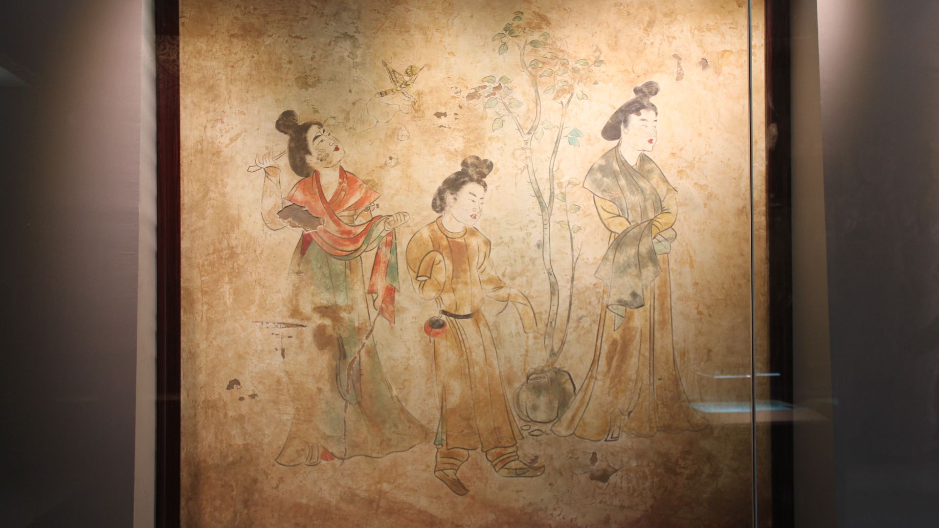 File:Mural Painting from Tang Tomb (9909743096).jpg