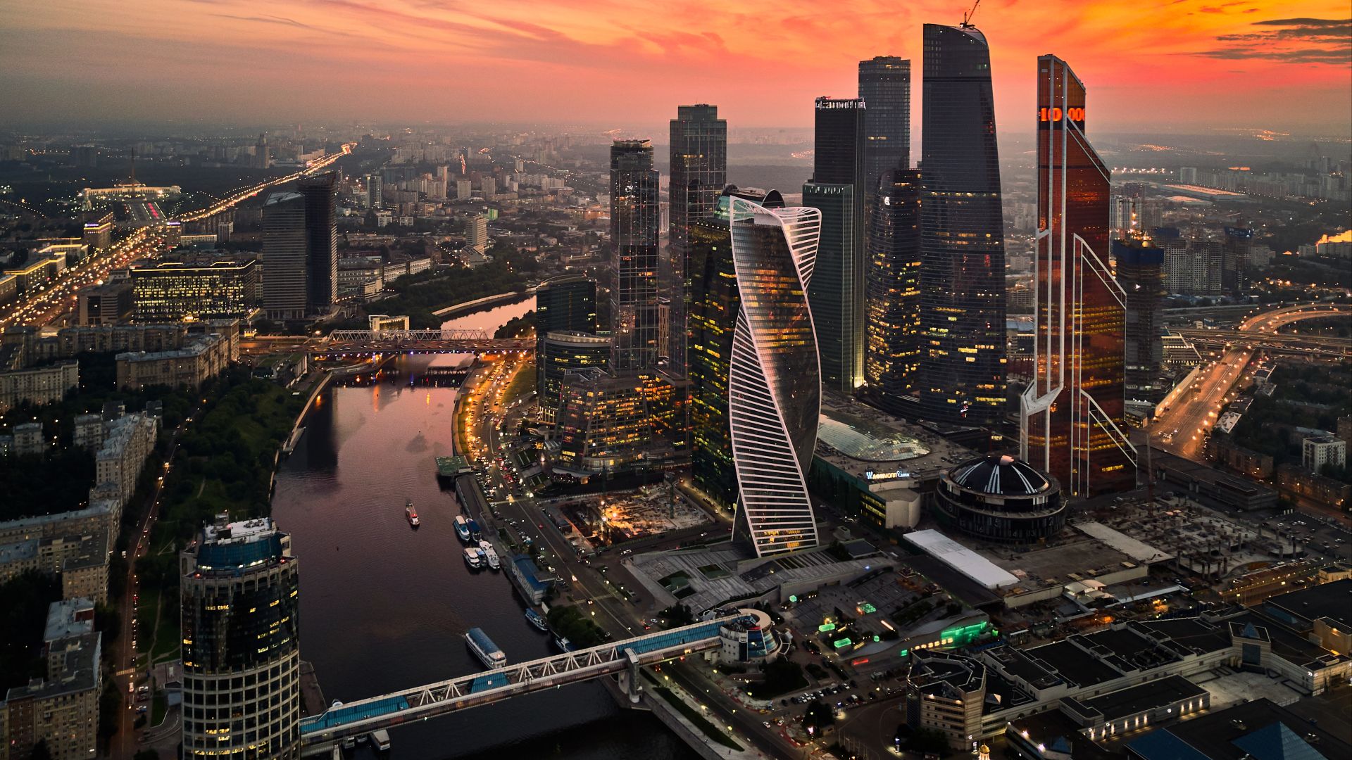 File:Moscow-City (36211143494).jpg