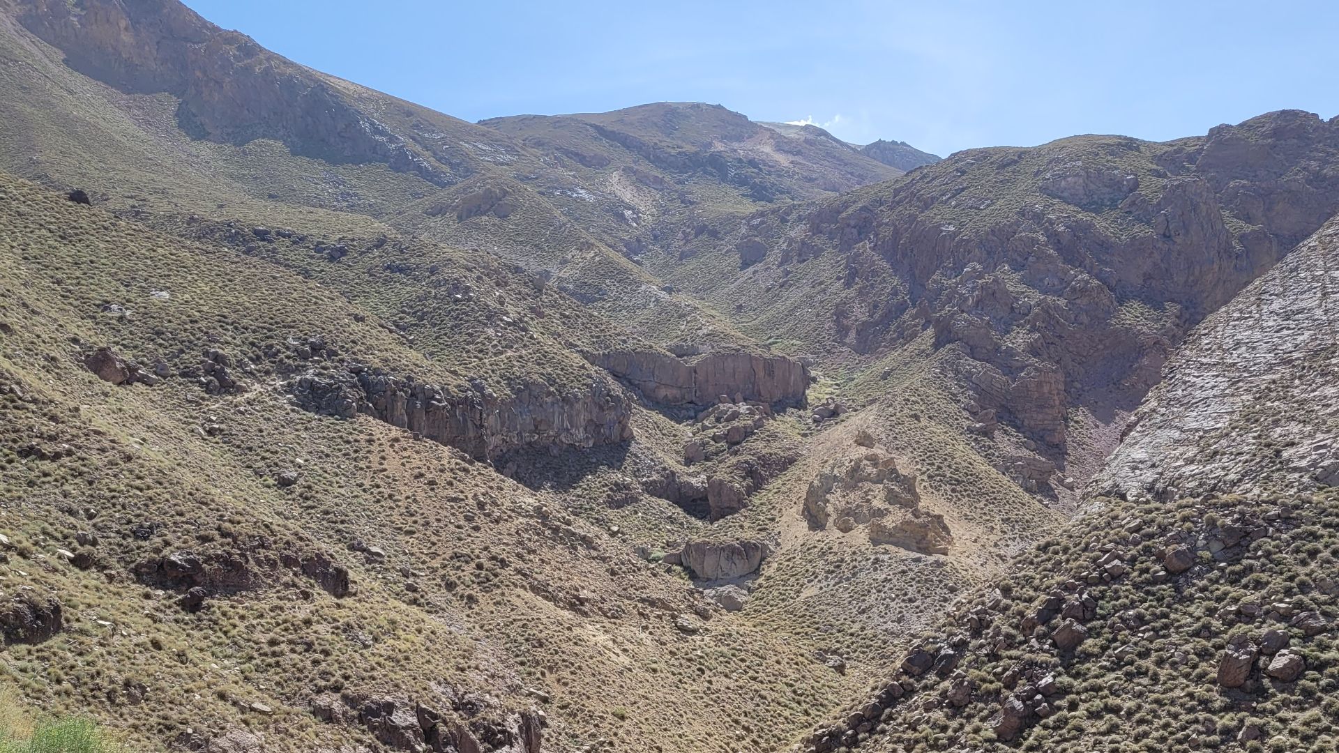 File:نمای قله از نزدیکی پناهگاه.jpg