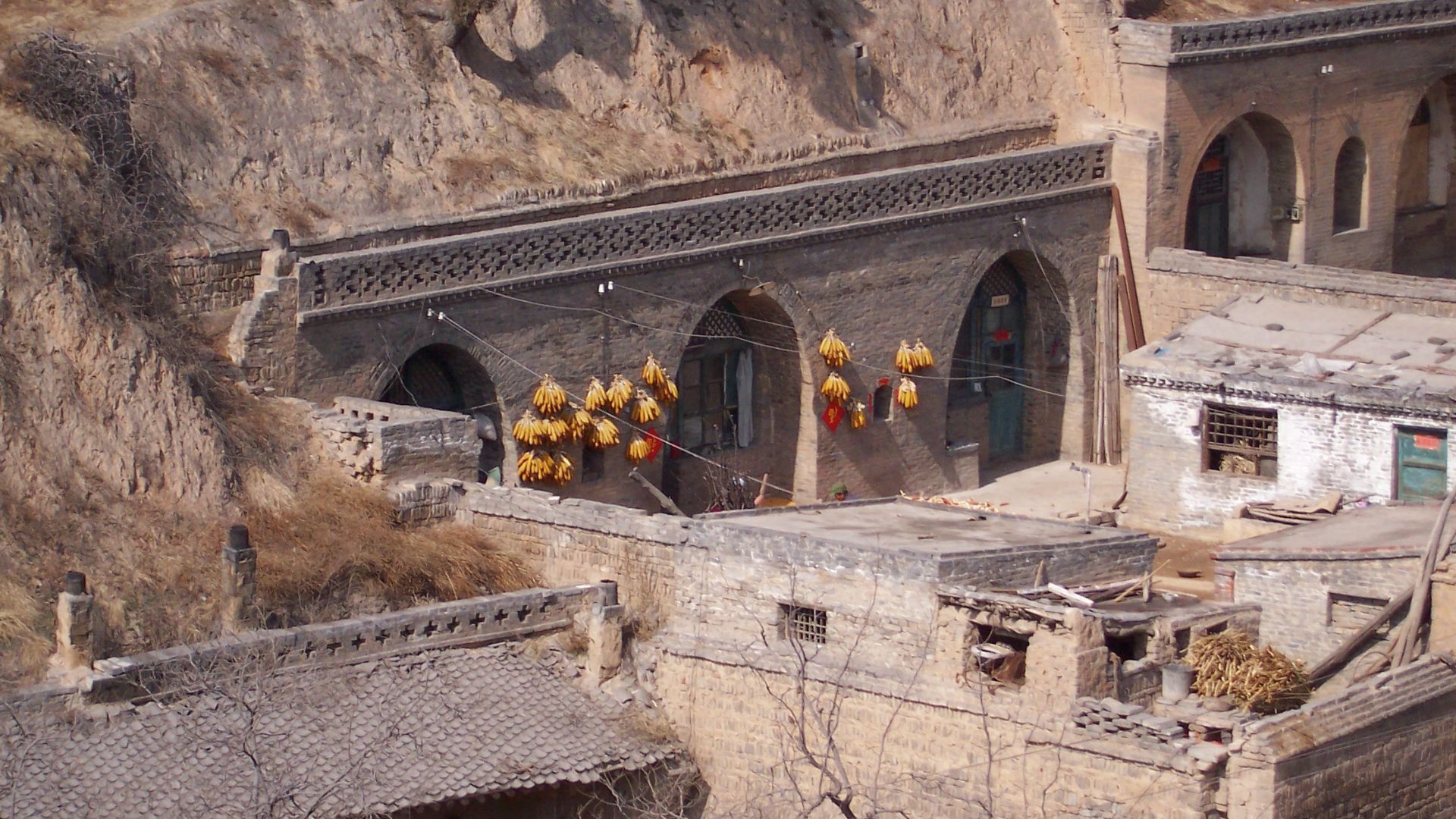 File:Cave houses shanxi 7.jpg