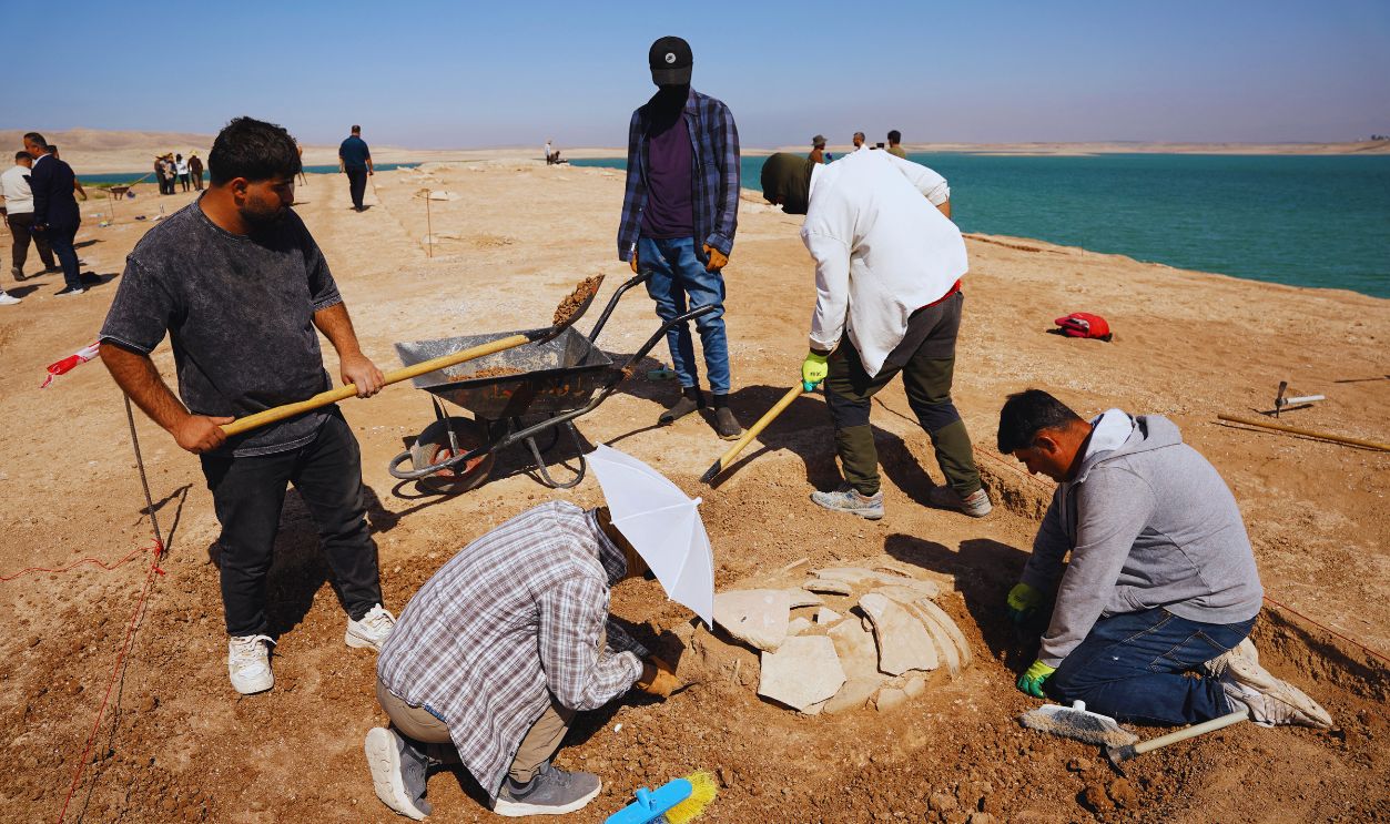 Gettyimages - 2232157289, IRAQ-CLIMATE-DROUGHT-ARCHAEOLOGY