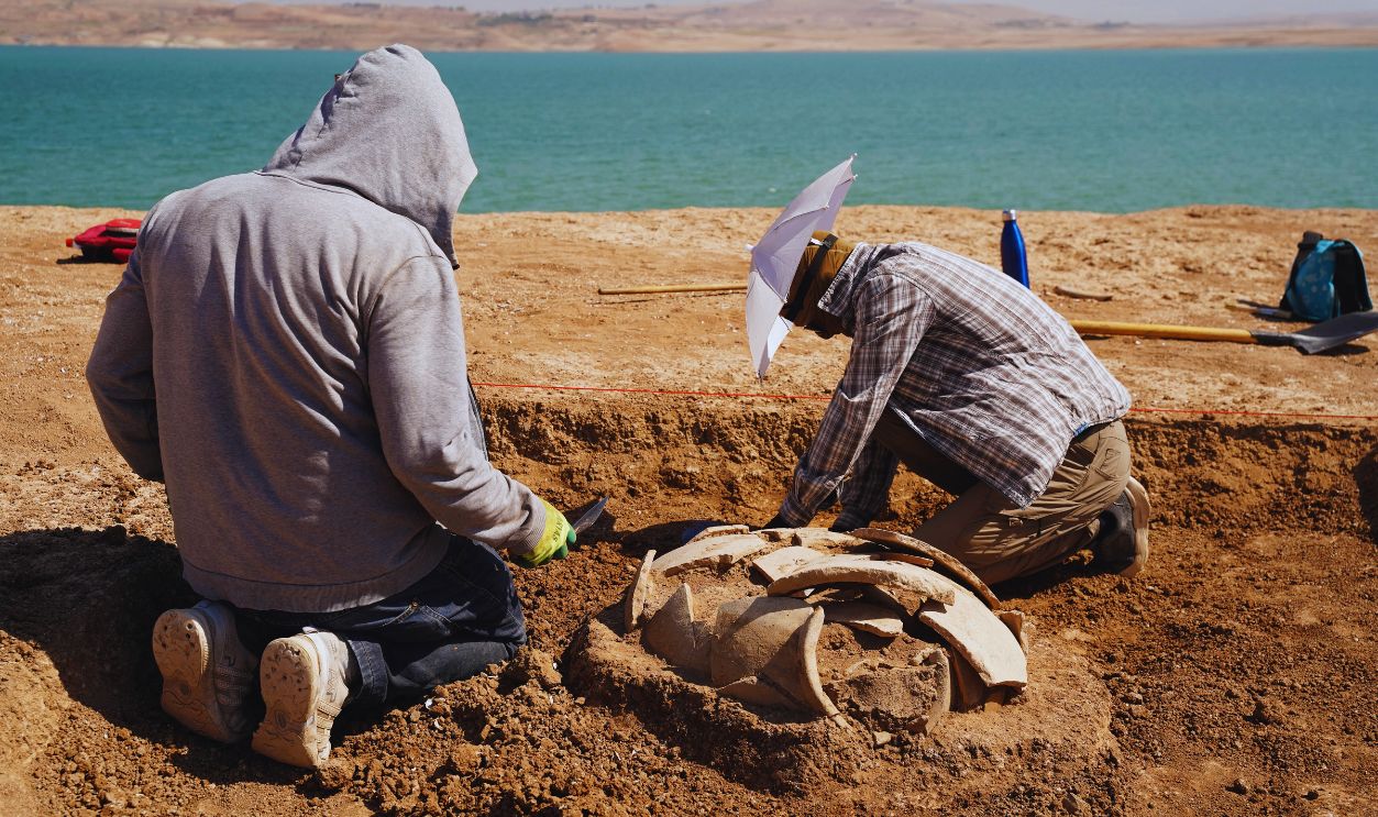 Gettyimages - 2232157272, IRAQ-CLIMATE-DROUGHT-ARCHAEOLOGY