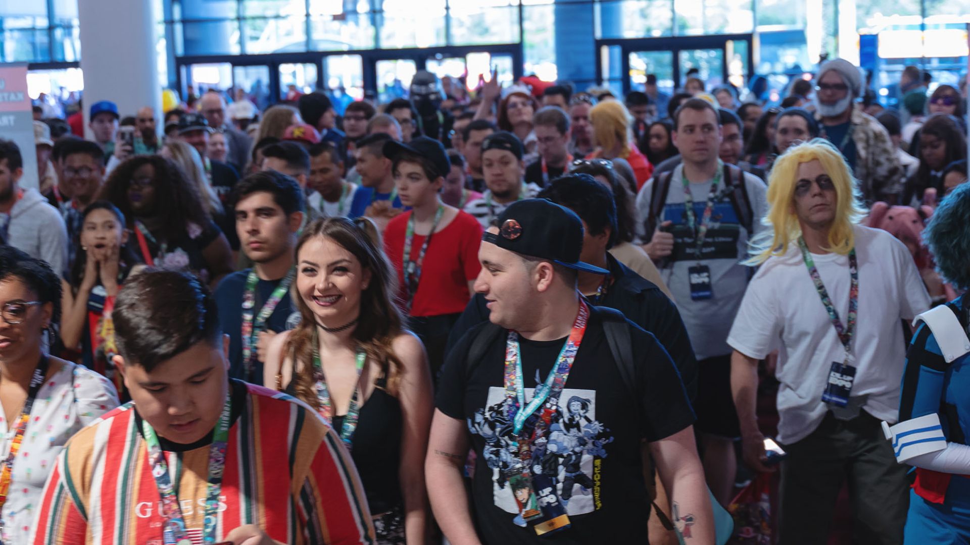 File:LVLUPEXPO 2019 Crowd.jpg