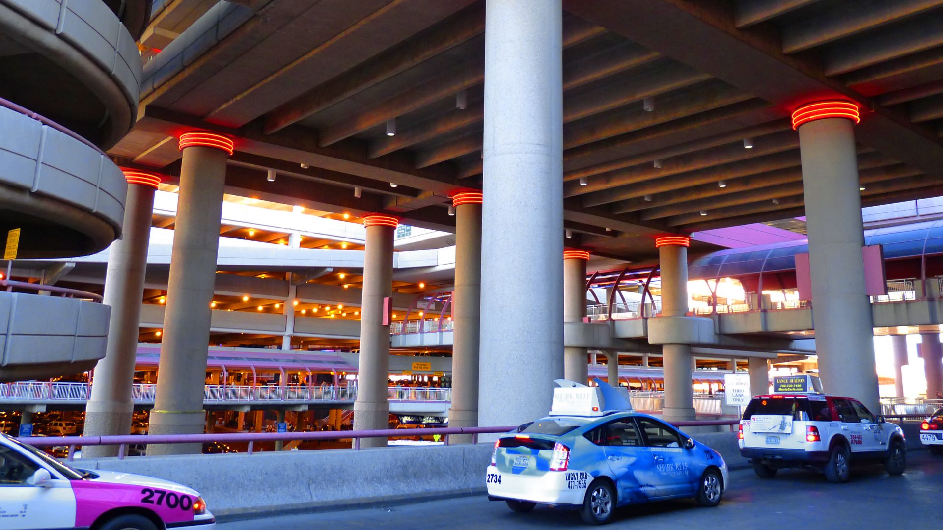 File:McCarran Airport, Las Vegas (3192207008).jpg