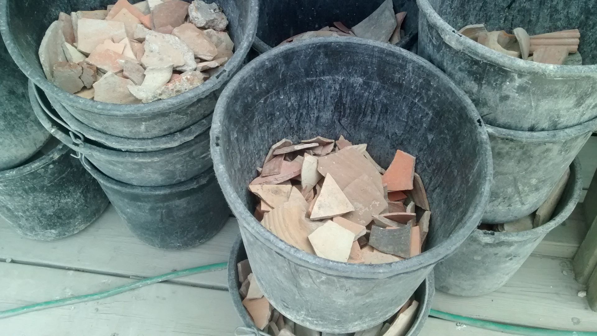 File:Acra fortress 20170421 120058223.jpg