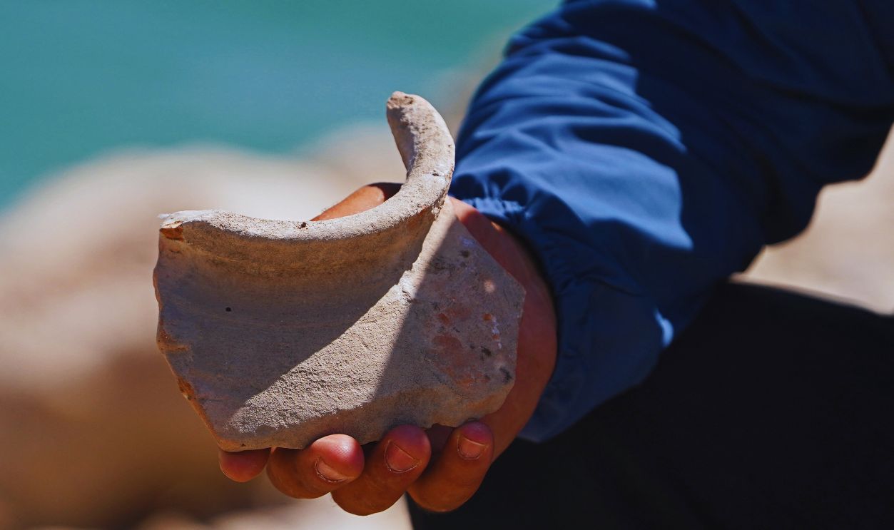 Gettyimages - 2232157615, IRAQ-CLIMATE-DROUGHT-ARCHAEOLOGY