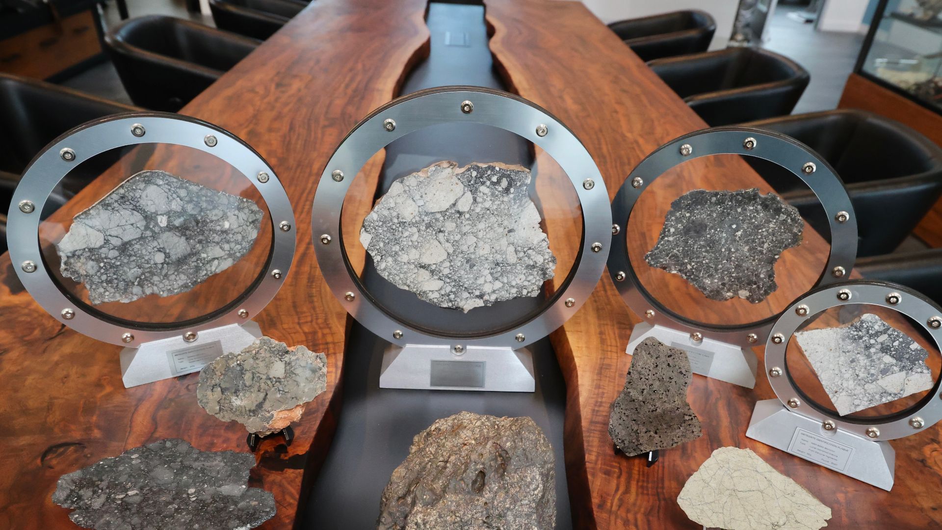 File:Moon meteorites collection.jpg