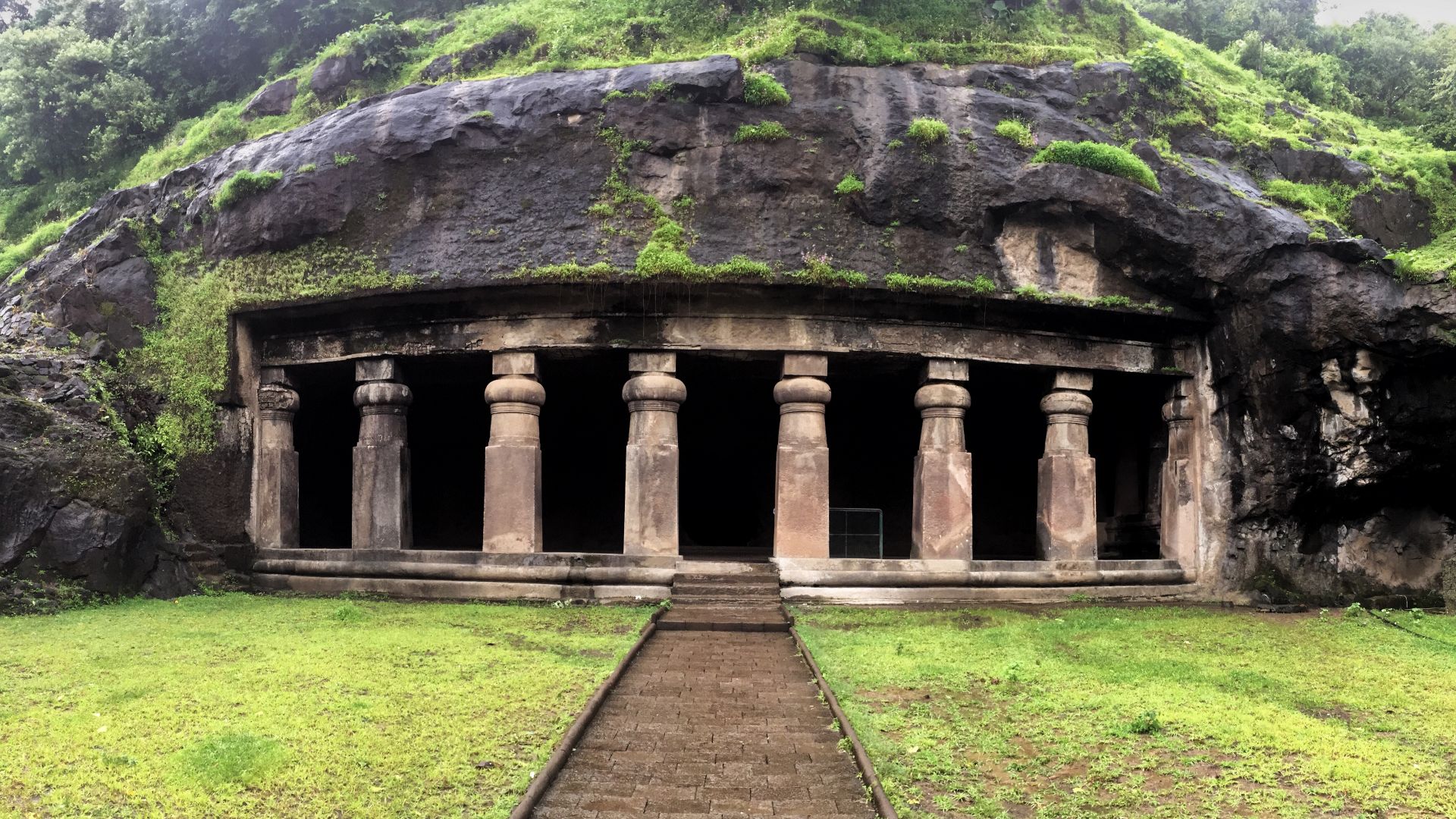File:Elephanta Caves Front view.jpg
