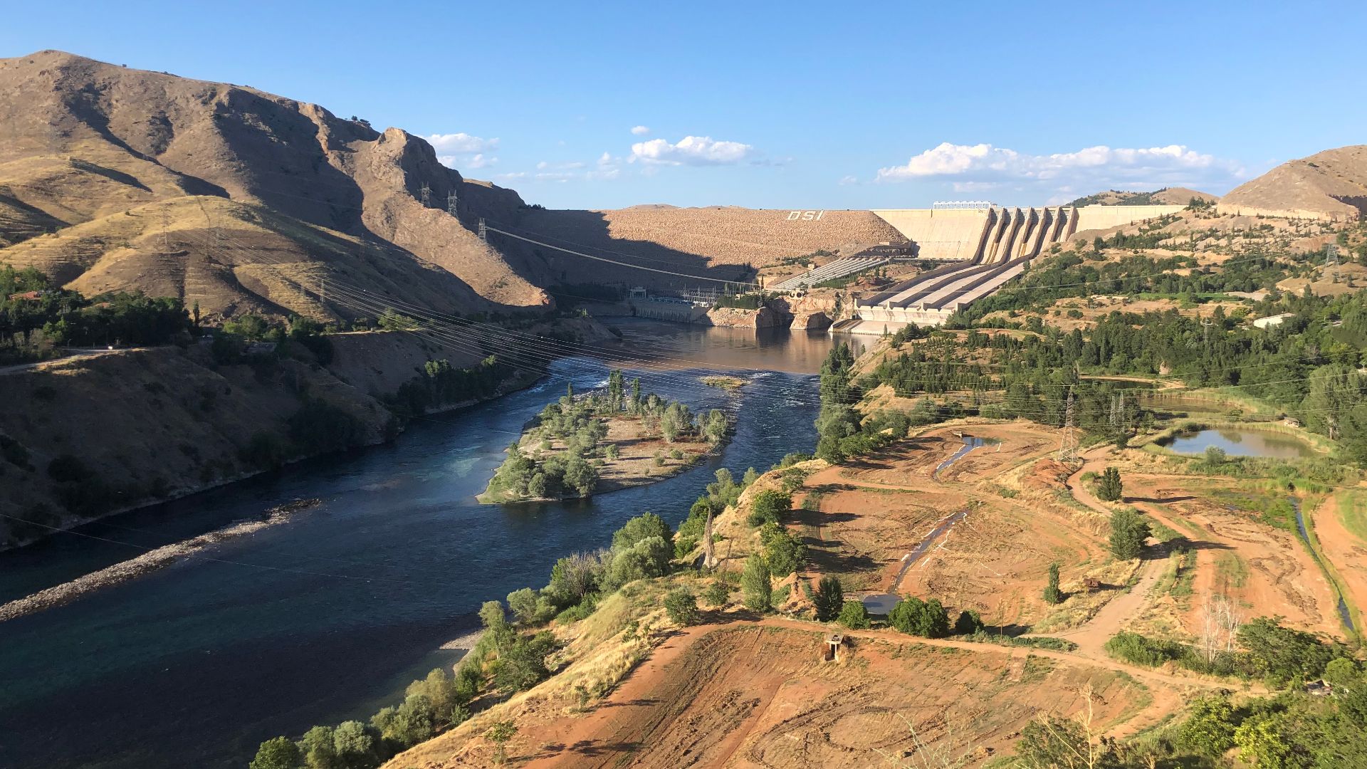 File:Elazığ Keban Barajı.jpg