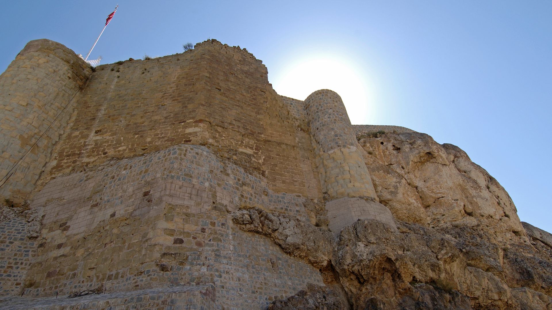 File:Harput Kalesi 1051.jpg