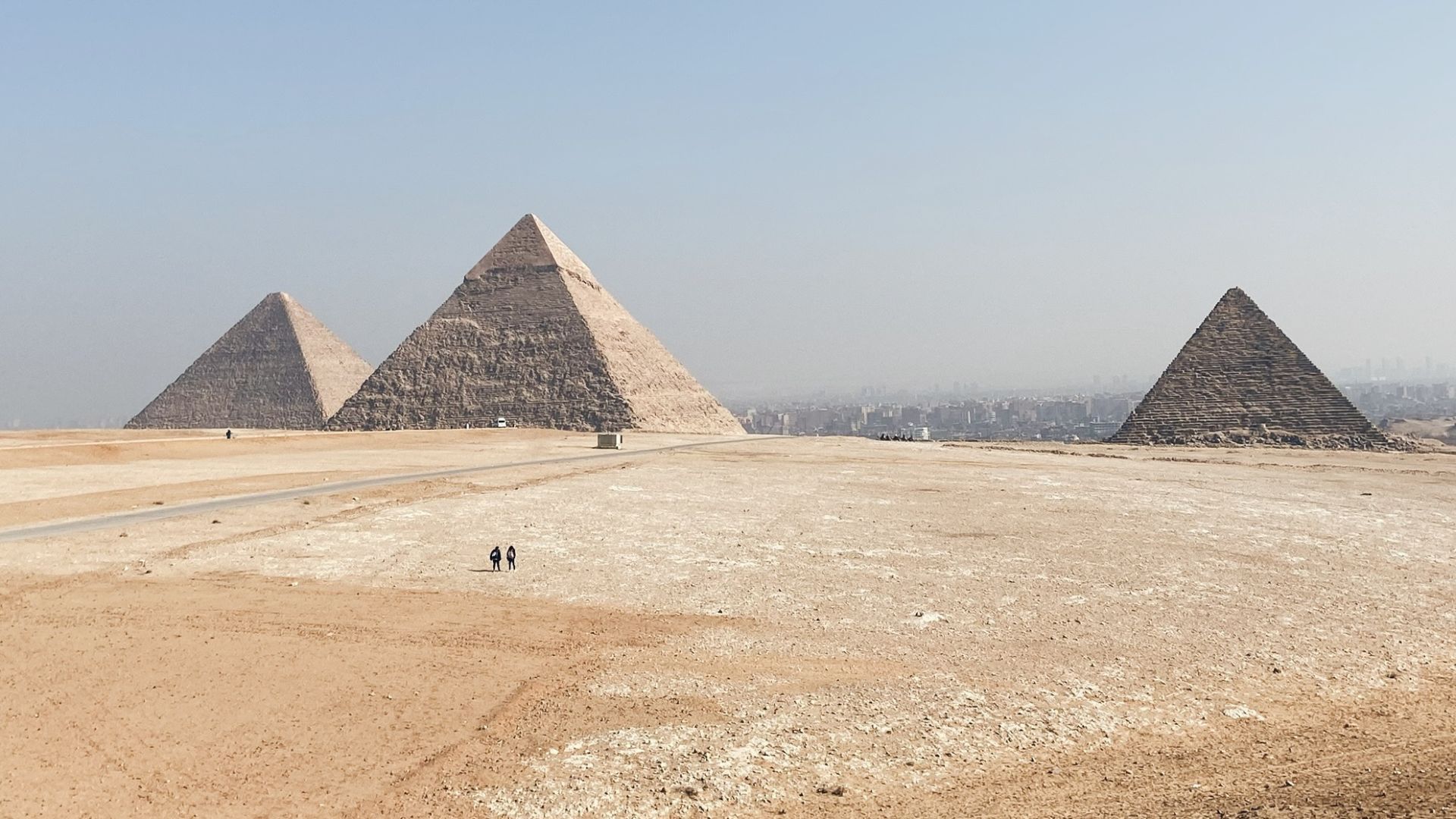 File:The Pyramids of Giza in Egypt.jpg