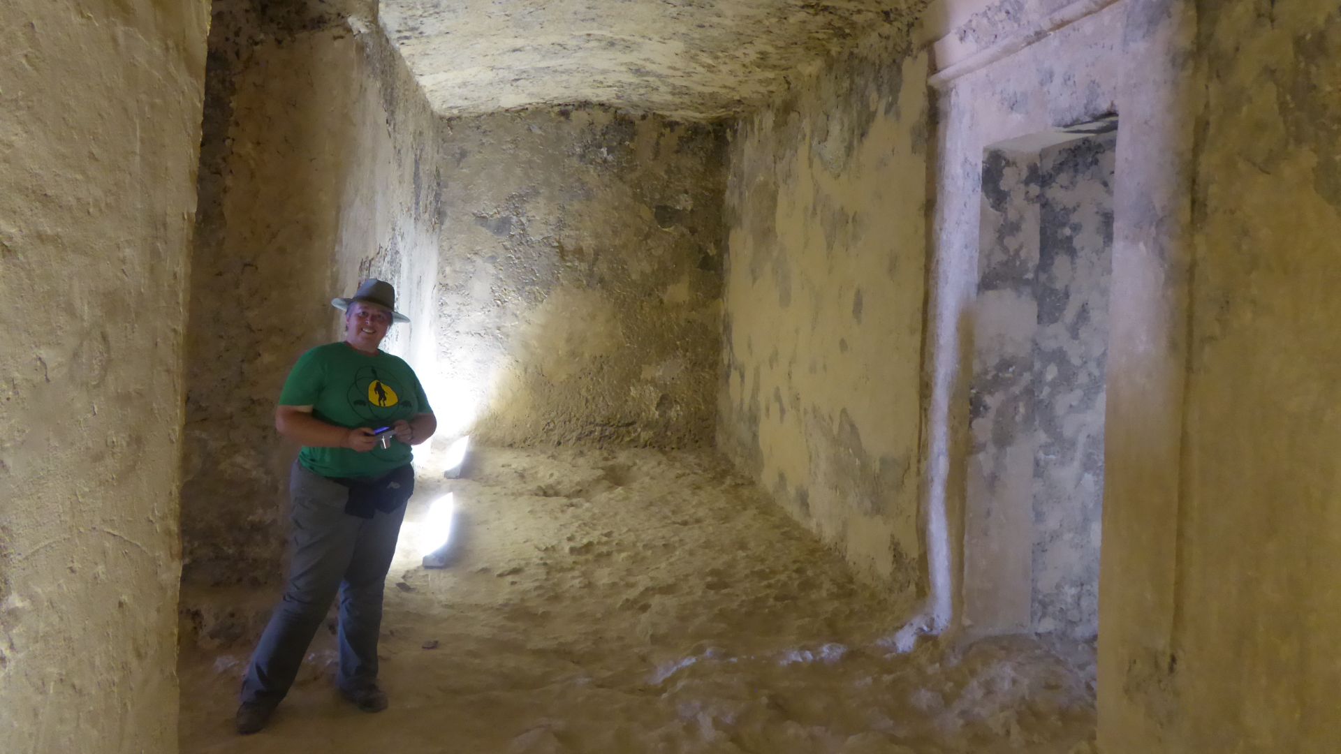File:Unfinished Burial Chamber of Penthu’s Tomb.jpg