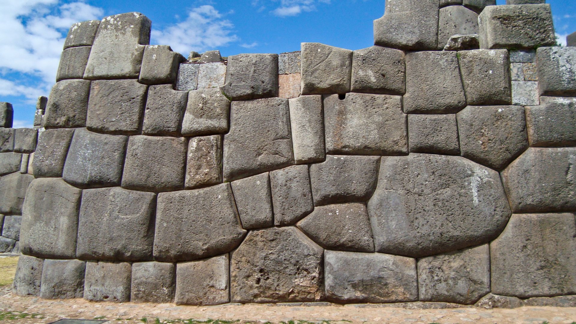 File:Sacsayhuaman snake.jpg