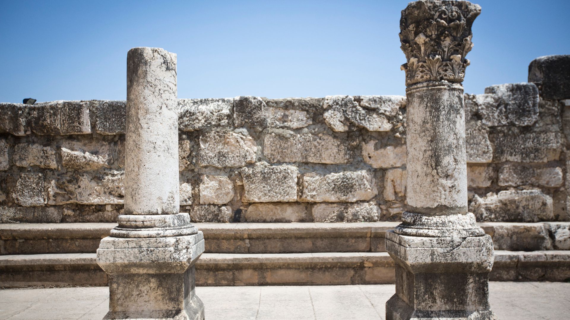 File:Ancient synagogue remains.JPG