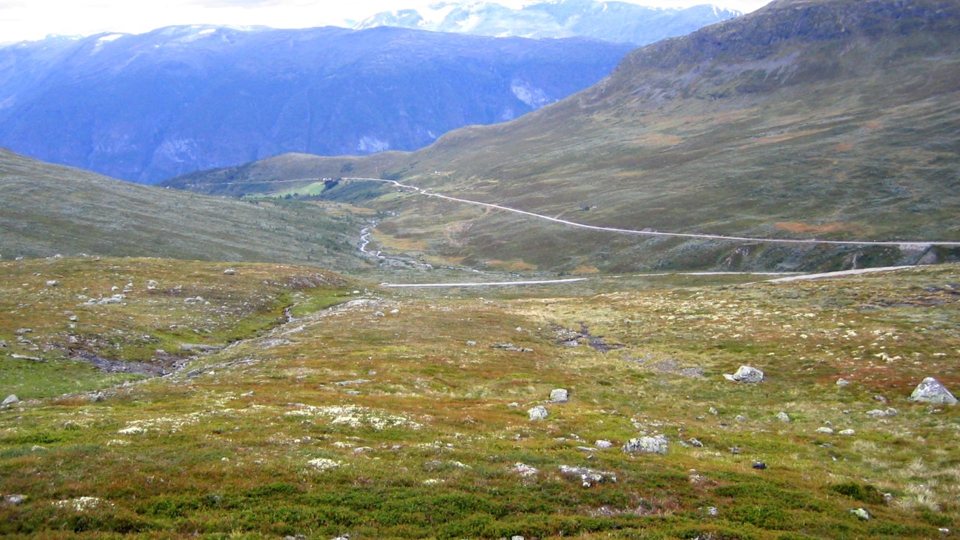 File:Norway Aurland Laerdal3.jpg