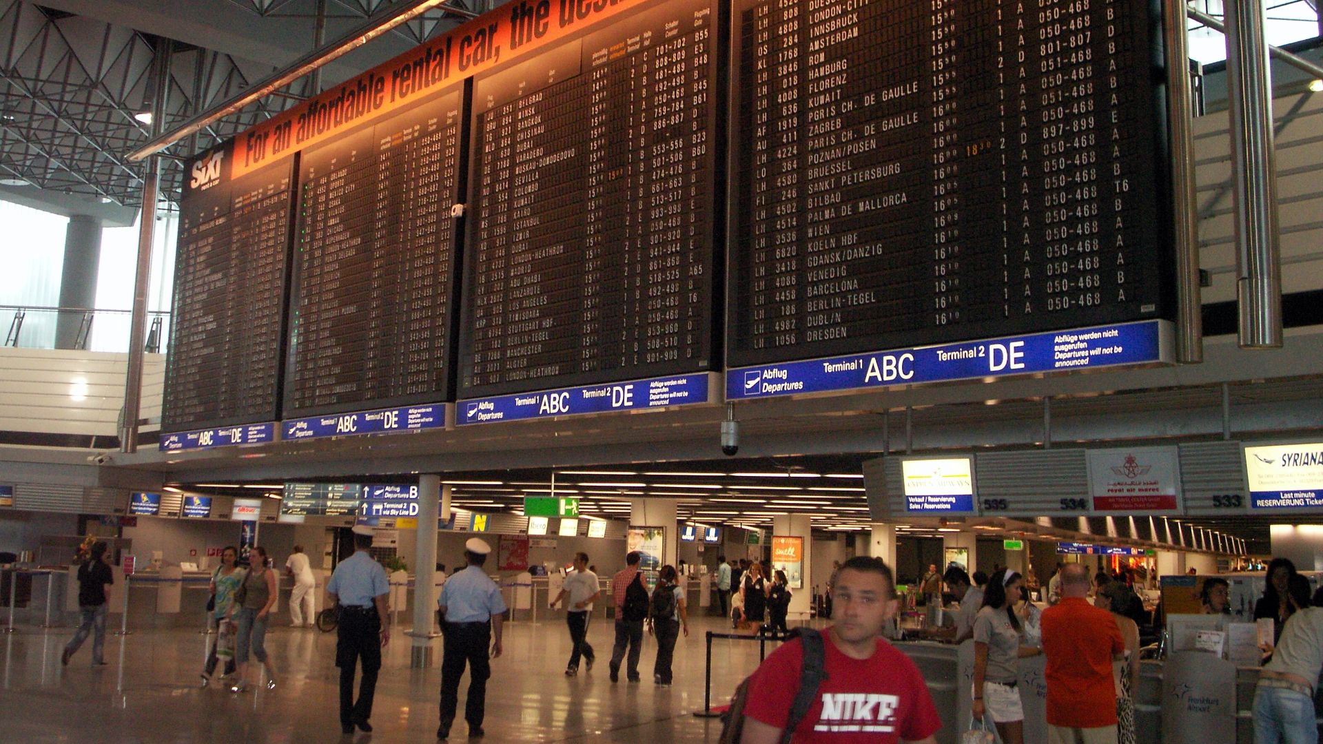 Information Panel, Terminal 1 at Frankfurt Airport