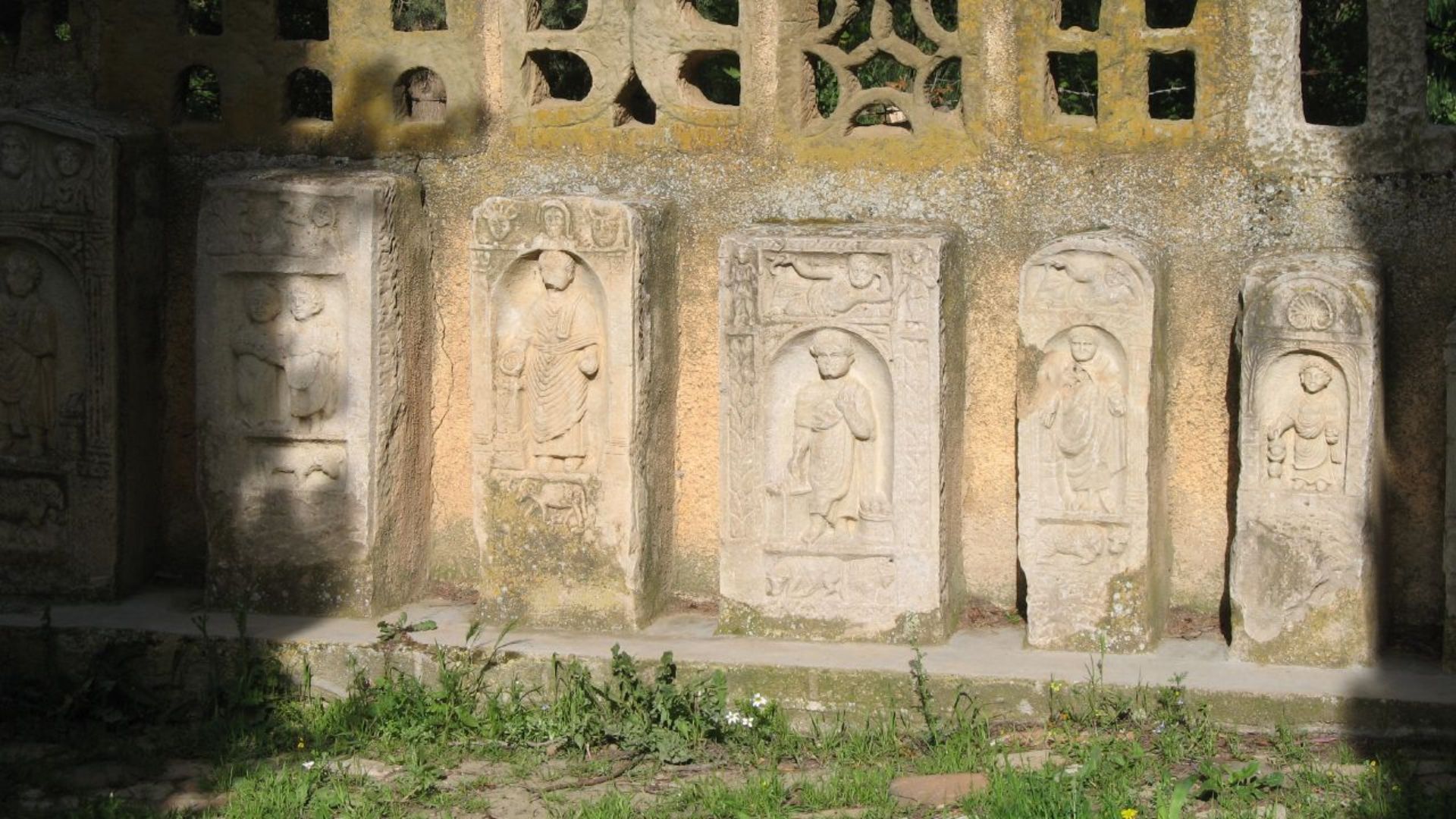Roman ruins of Timgad (Wilaya de Batna, Algeria). Funeral steles on which the portrait of the deceased is engraved.