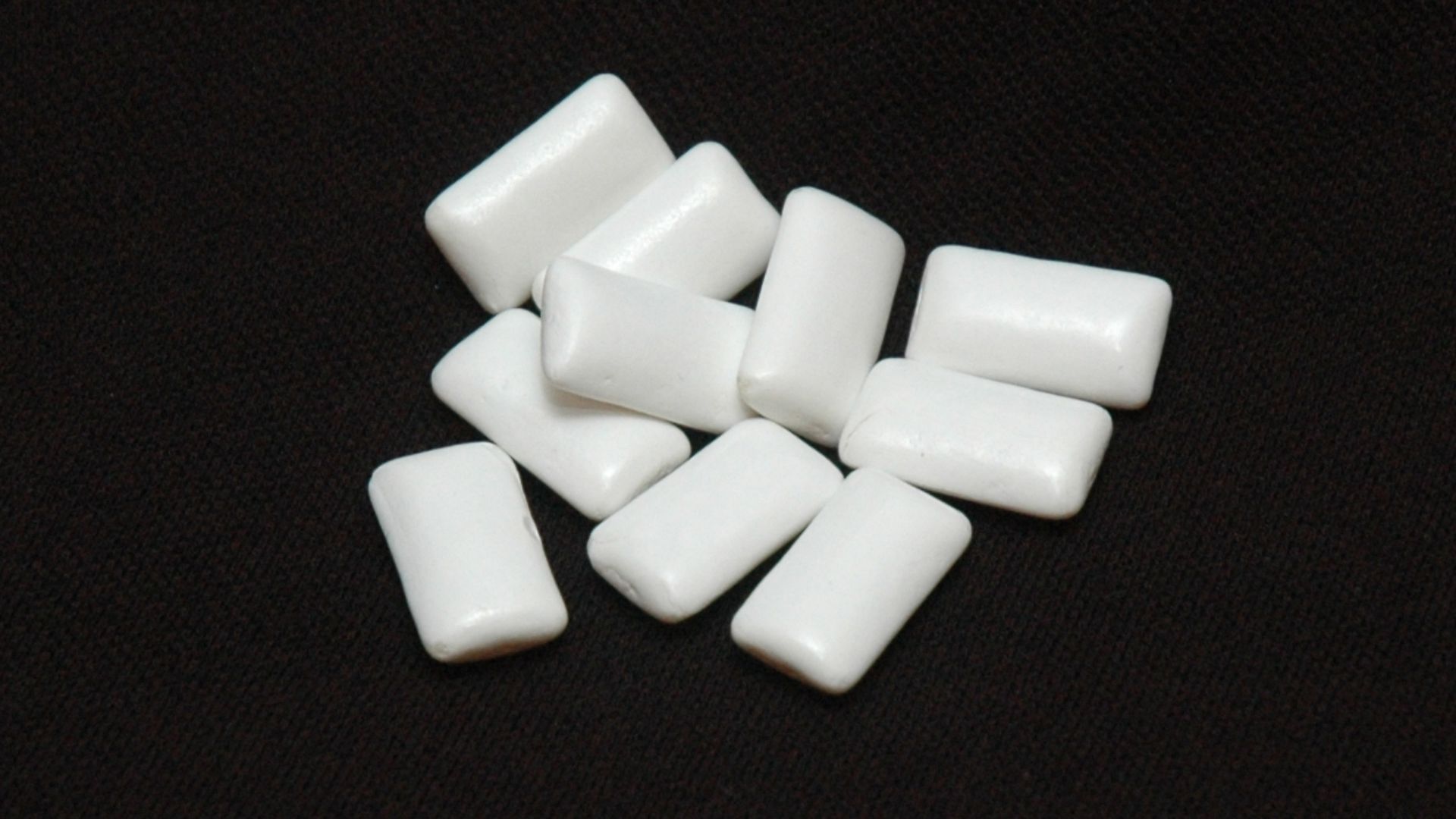 Sugar free chewing gums