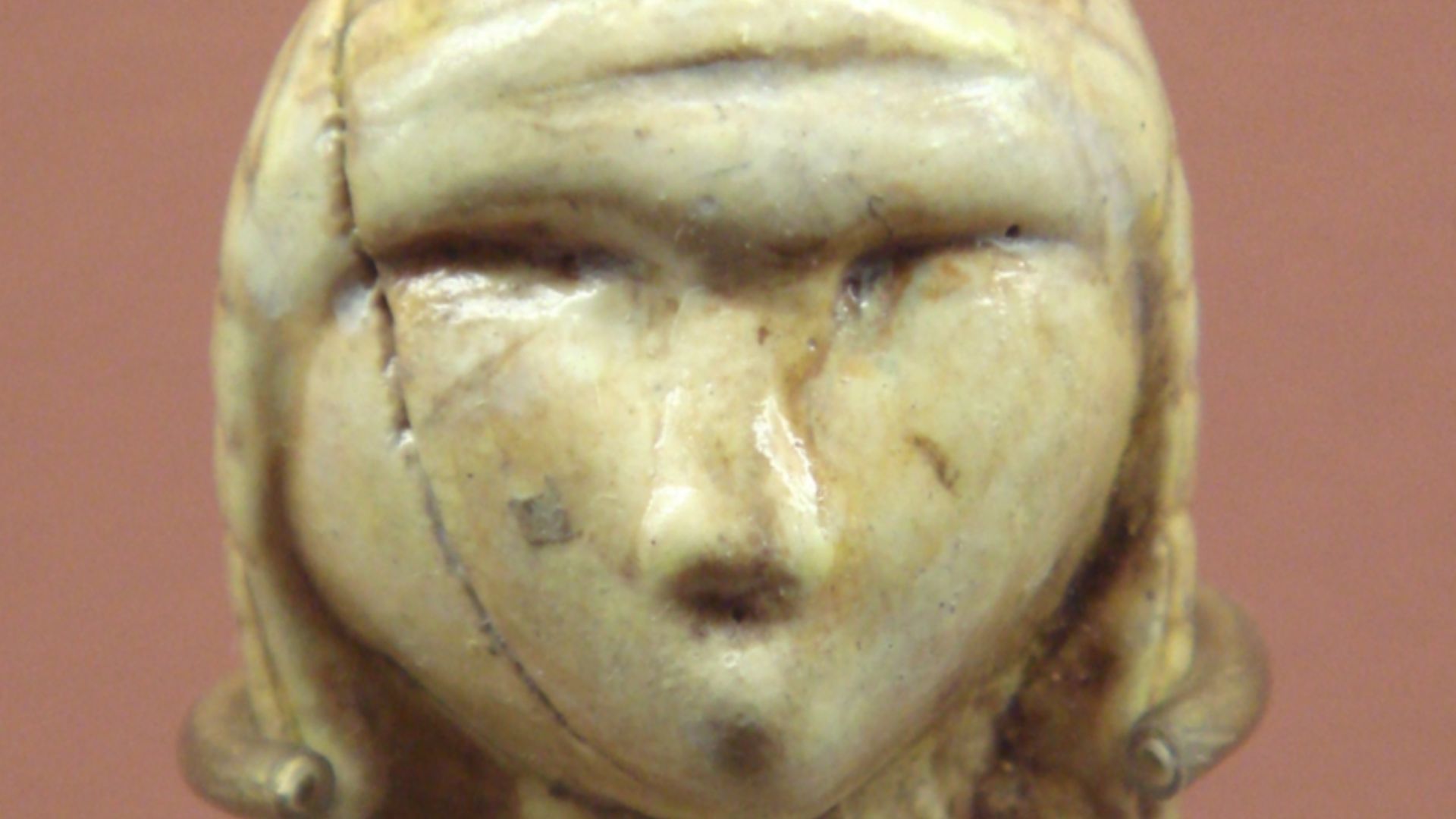 Venus of Brassempouy, photographed at the Musée d'Archéologie Nationale