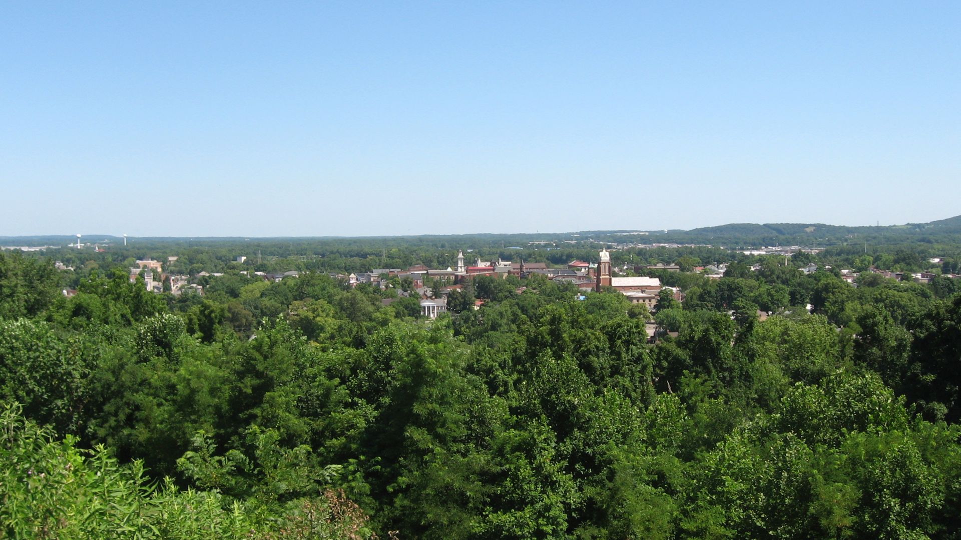 Overview of the city of Chillicothe, Ohio, United States, from the southwest.  Photo is taken from the edge of Grandview Cemetery, southwest of the city's downtown.