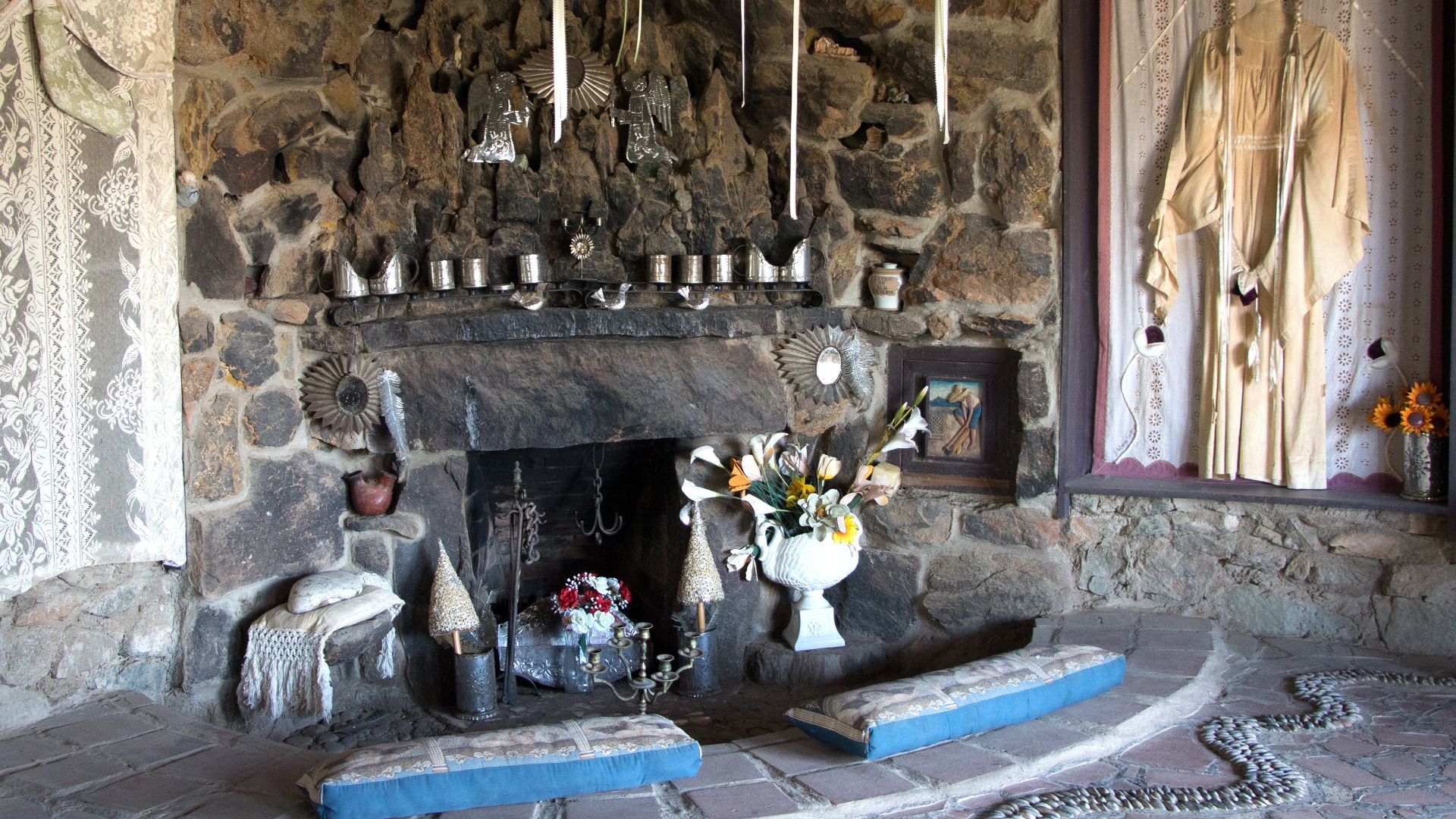 File:Wedding Chapel Area (14429097515).jpg