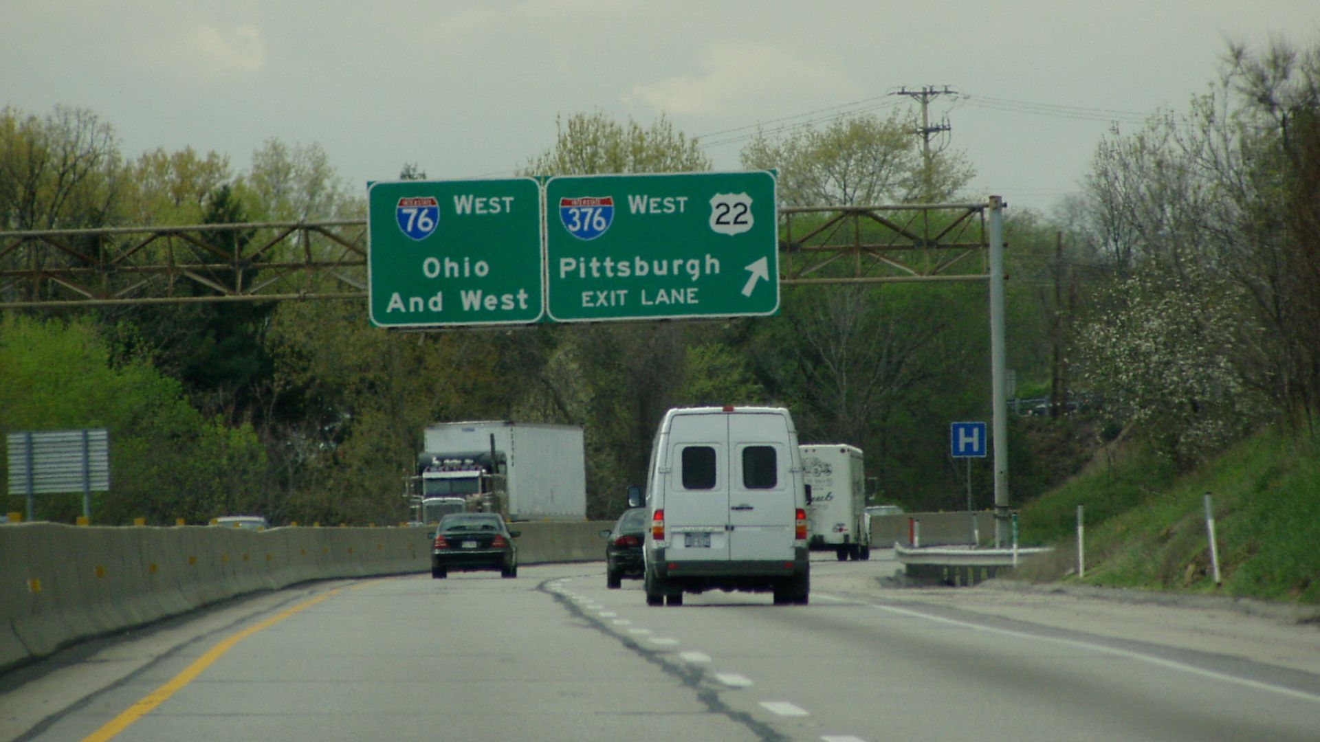 Interstate 376 forks off from the westbound Pennsylvania Turnpike near Pittsburgh.