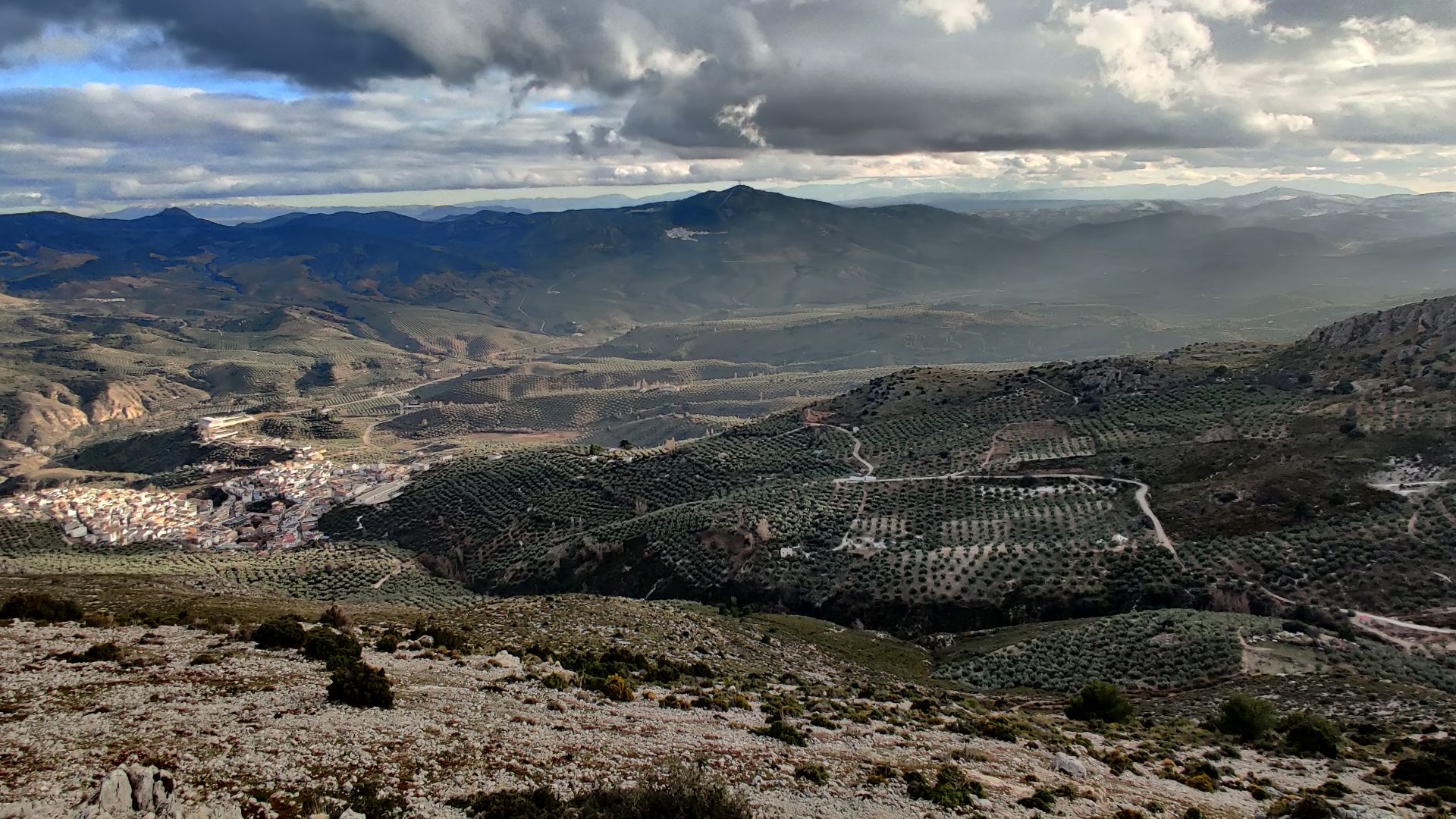 Bélmez de la Moraleda y el entorno de Sierra Mágina.