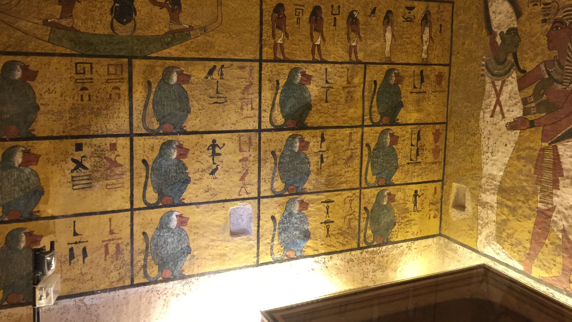 Inside Pharaoh Tutankhamun's tomb, 18th dynasty