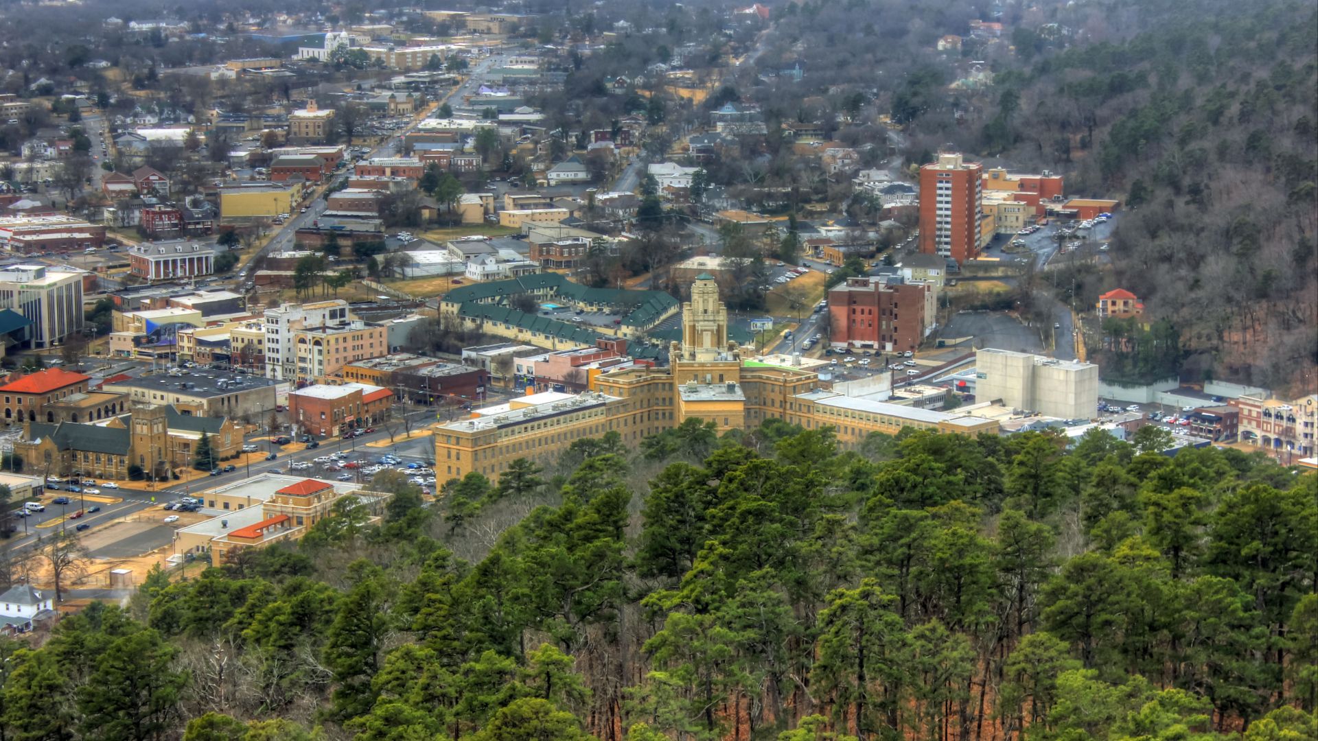 Hot Springs is a small town in central Arkansas that is home to the famous Hot Springs National Park. It is a historical town full of old bathouses, an old fede
Looking straight at Downtown in Hot Springs
