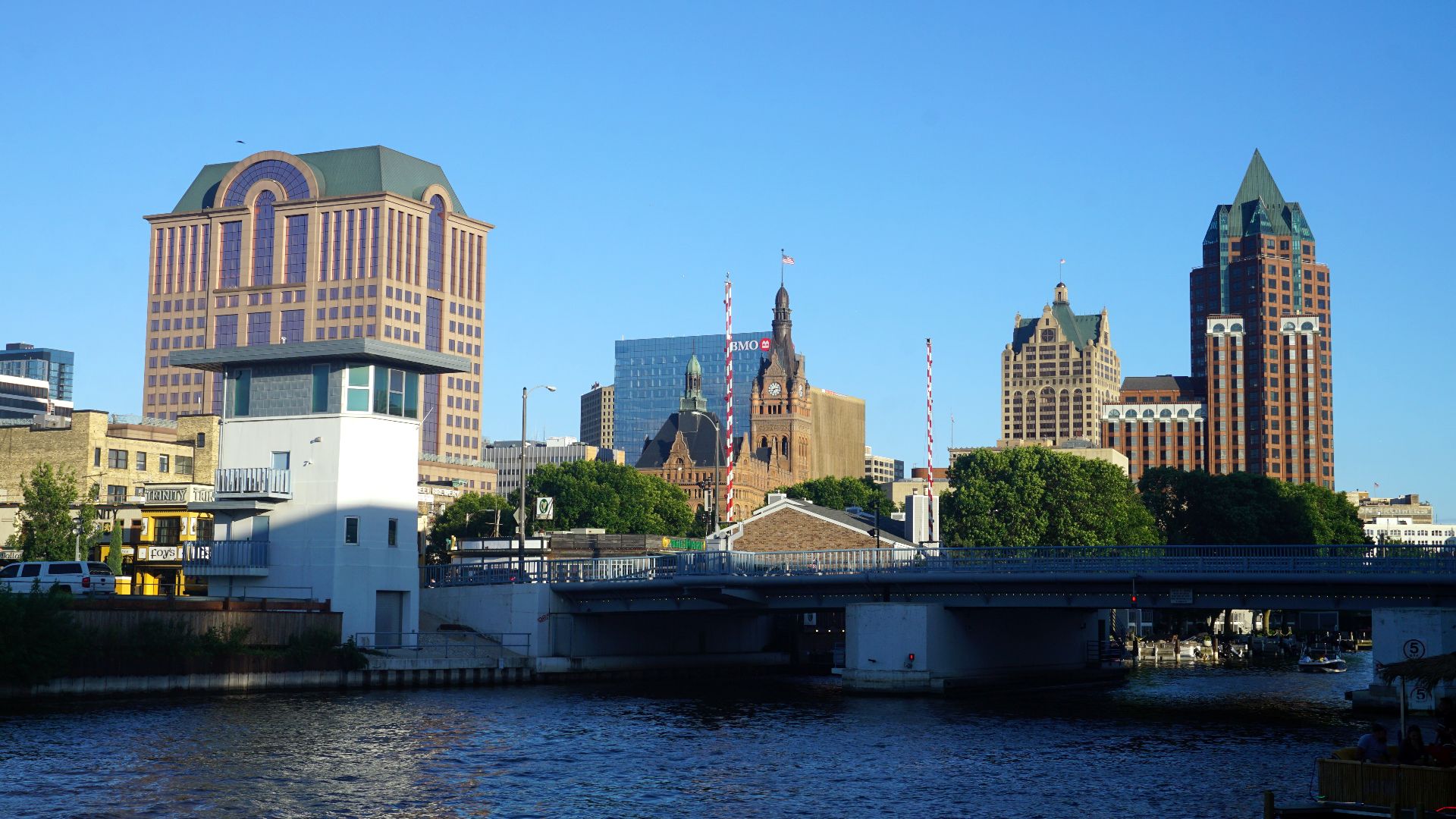 The skyline of Milwaukee, Wisconsin (United States).