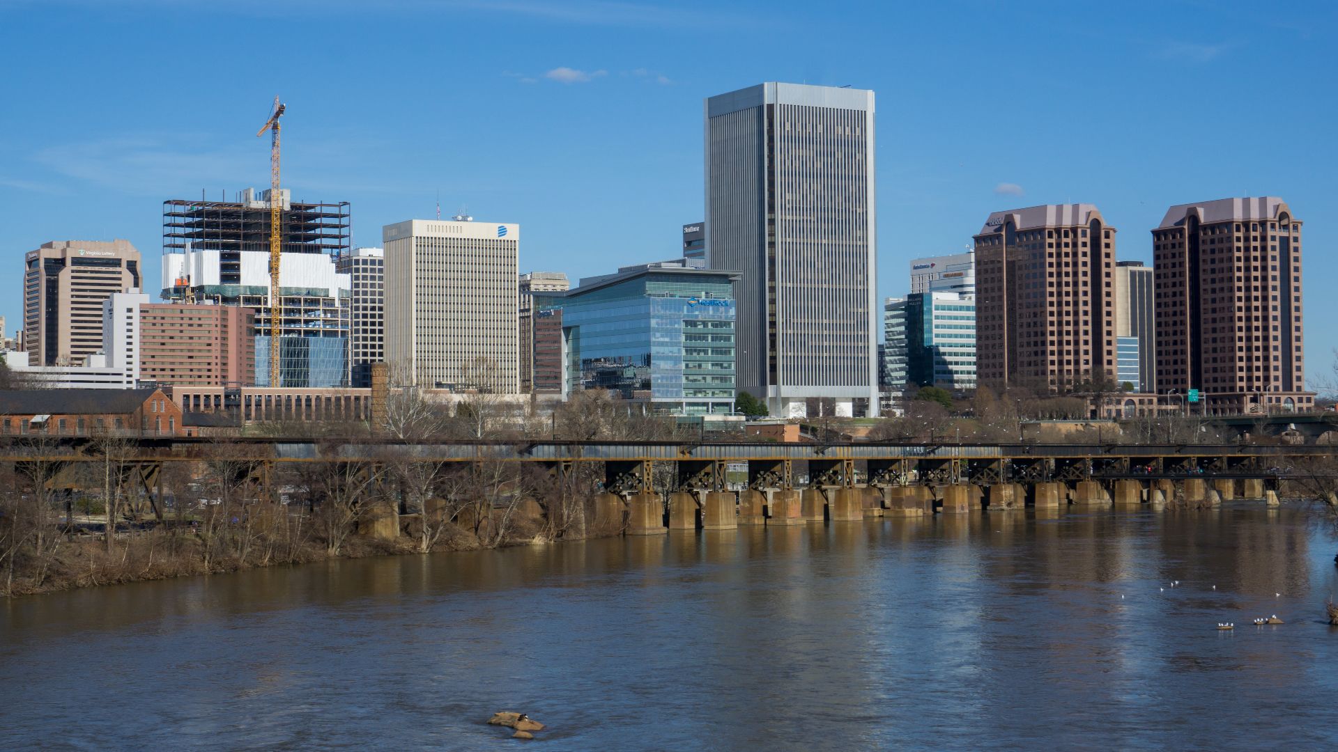 Richmond, Virginia skyline.