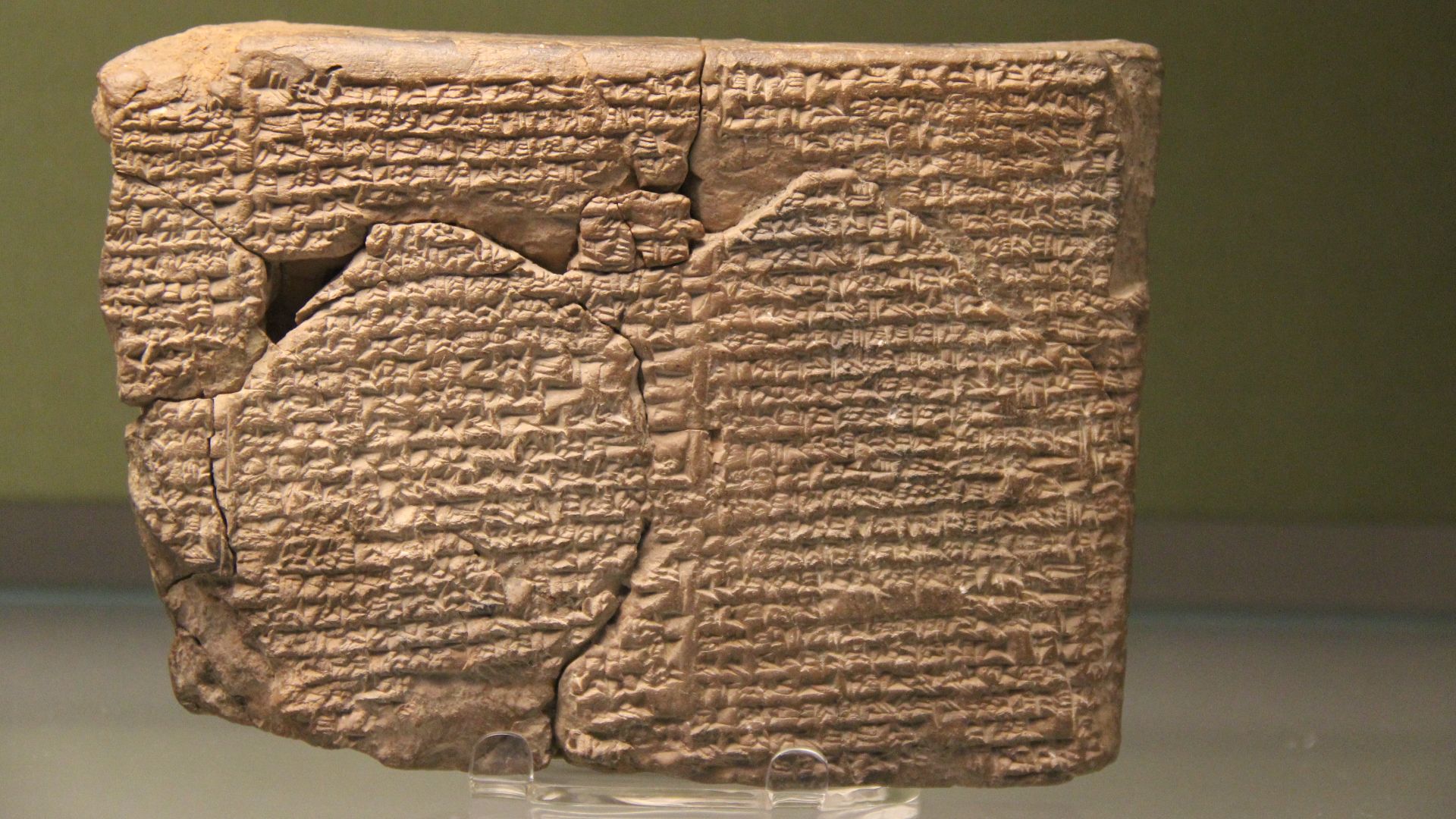 Clay Tablet with Cuneiform Writing- Nebuchadnezzar, King of Justice
Mesopotamia 1500-539 BC Gallery, British Museum, London, England, UK. Complete indexed photo collection at WorldHistoryPics.com.