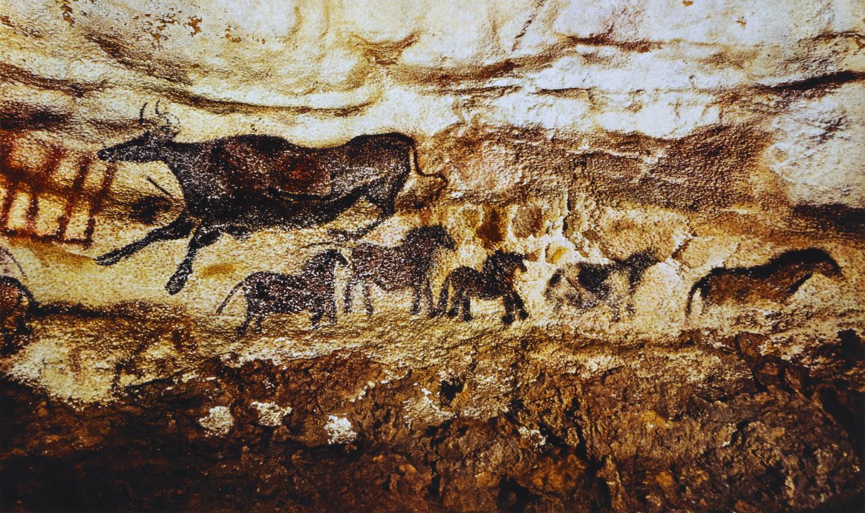 Gettyimages - 629450091, Cave Paintings Prehistoric Animals 
