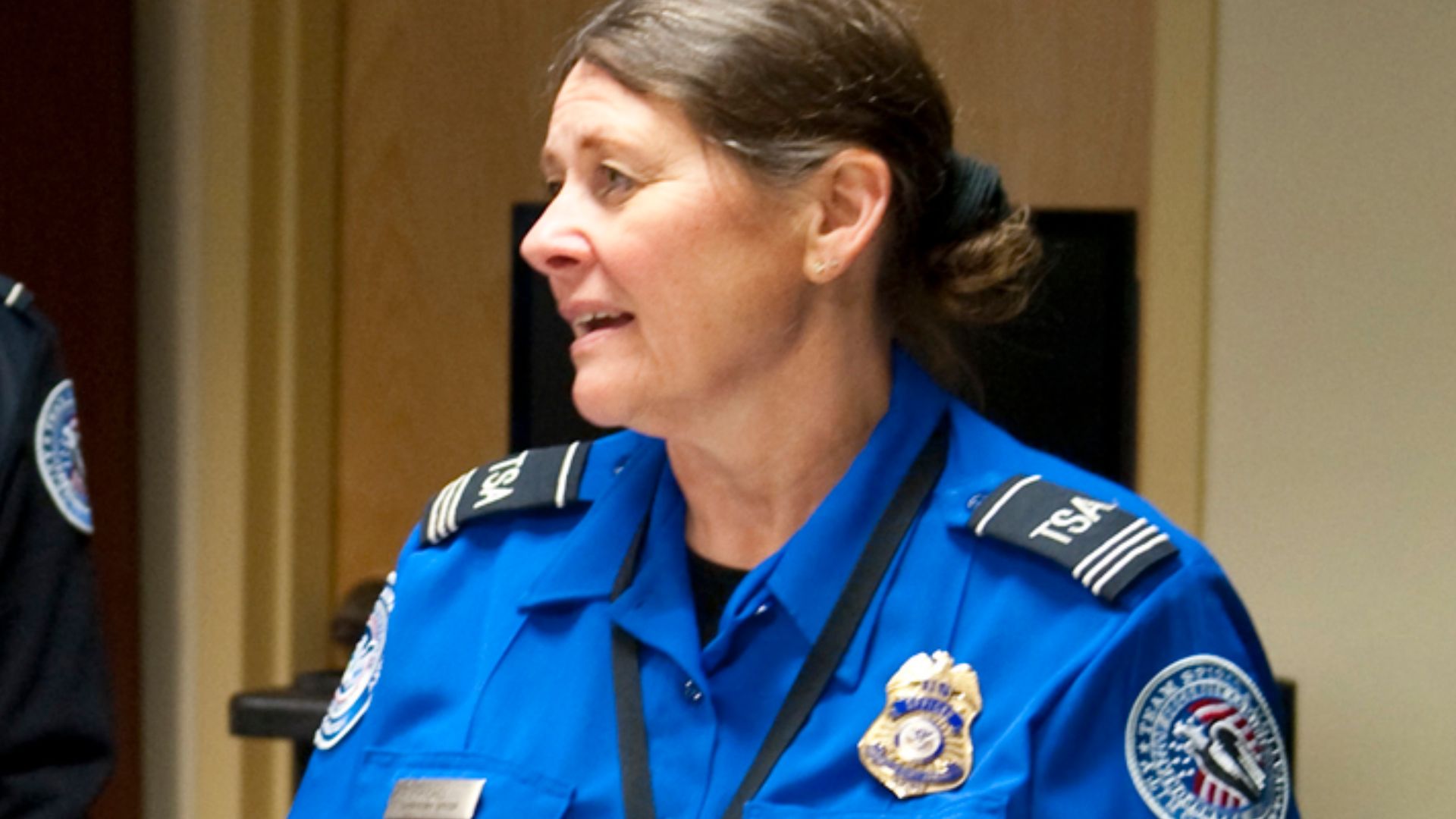 NEW ORLEANS - Secretary of Homeland Security Jeh Johnson meets with Transportation Security Officers and Jefferson Parish deputies involved in the recent attack at the Louis Armstrong New Orleans International Airport, March 27, 2015. He thanked Transportation Security Officer Supervisor Carol Richel and Jefferson Parish Sheriff's Office Lt. Heather Sylve for their prompt and decisive response to stop and apprehend the assailant. Official DHS photos by Barry Bahler.