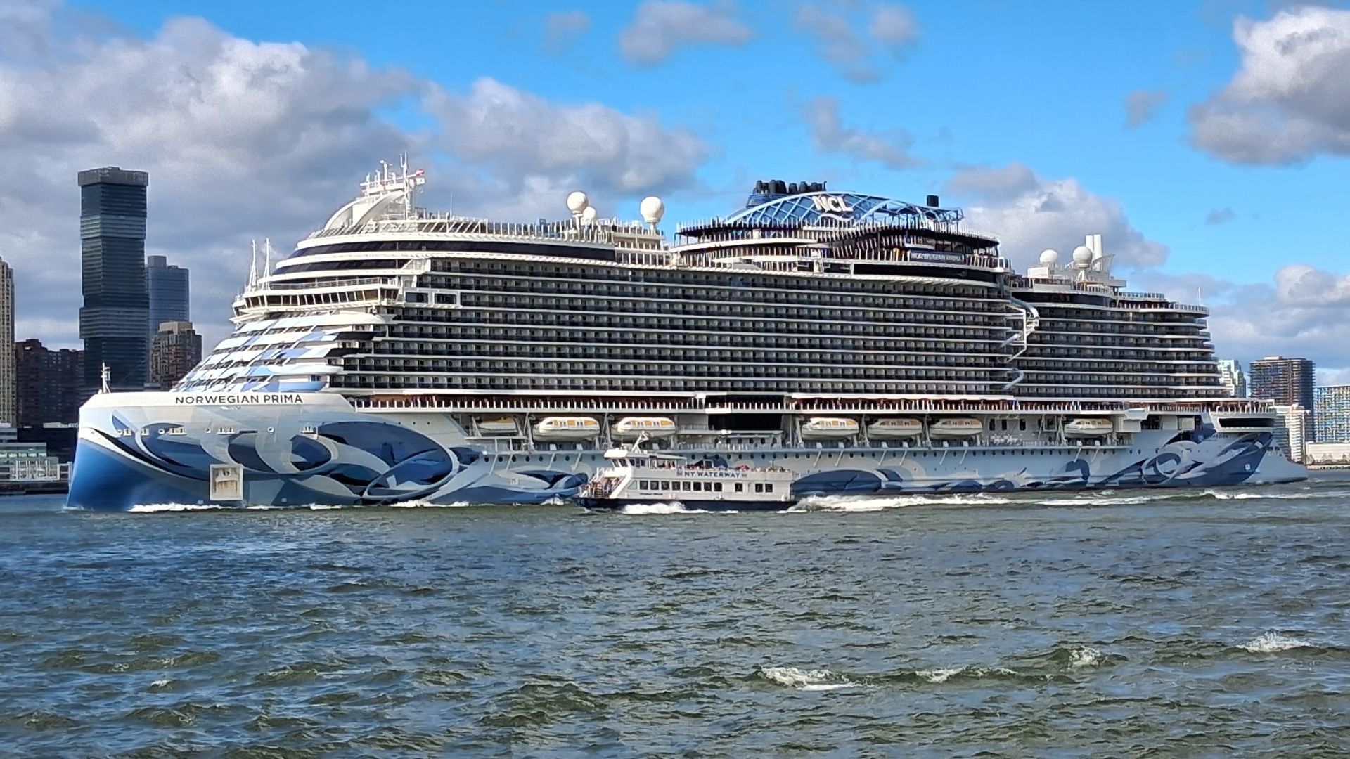 Norwegian Prima seen from Battery Park City