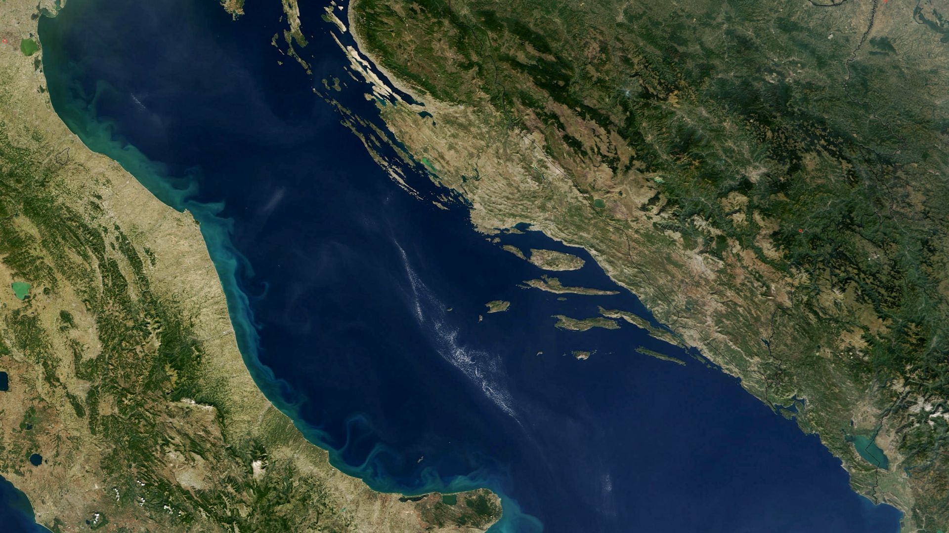 Satellite image of Adratic Sea in 2003